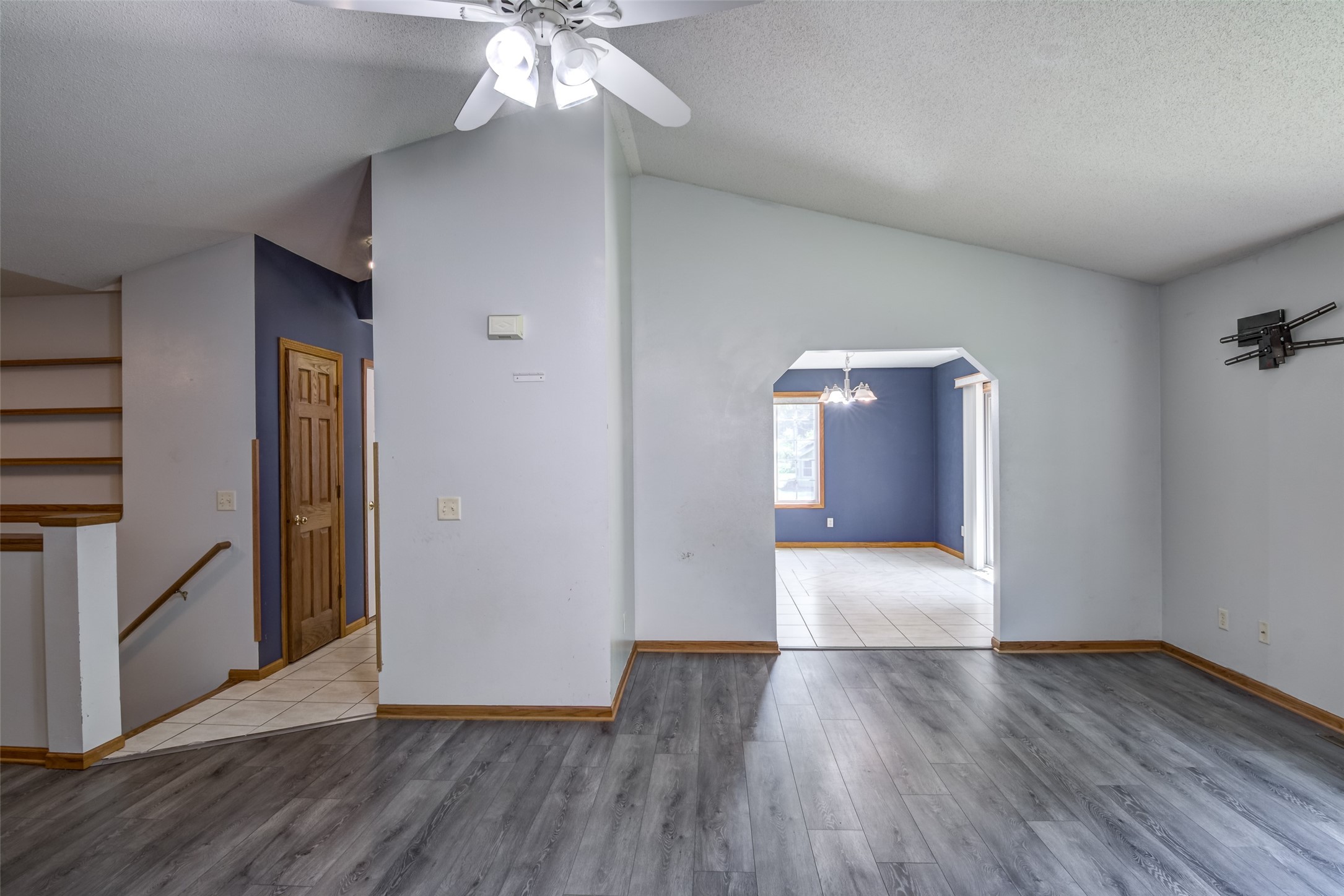 2728 Pine View Road Property Photo 3