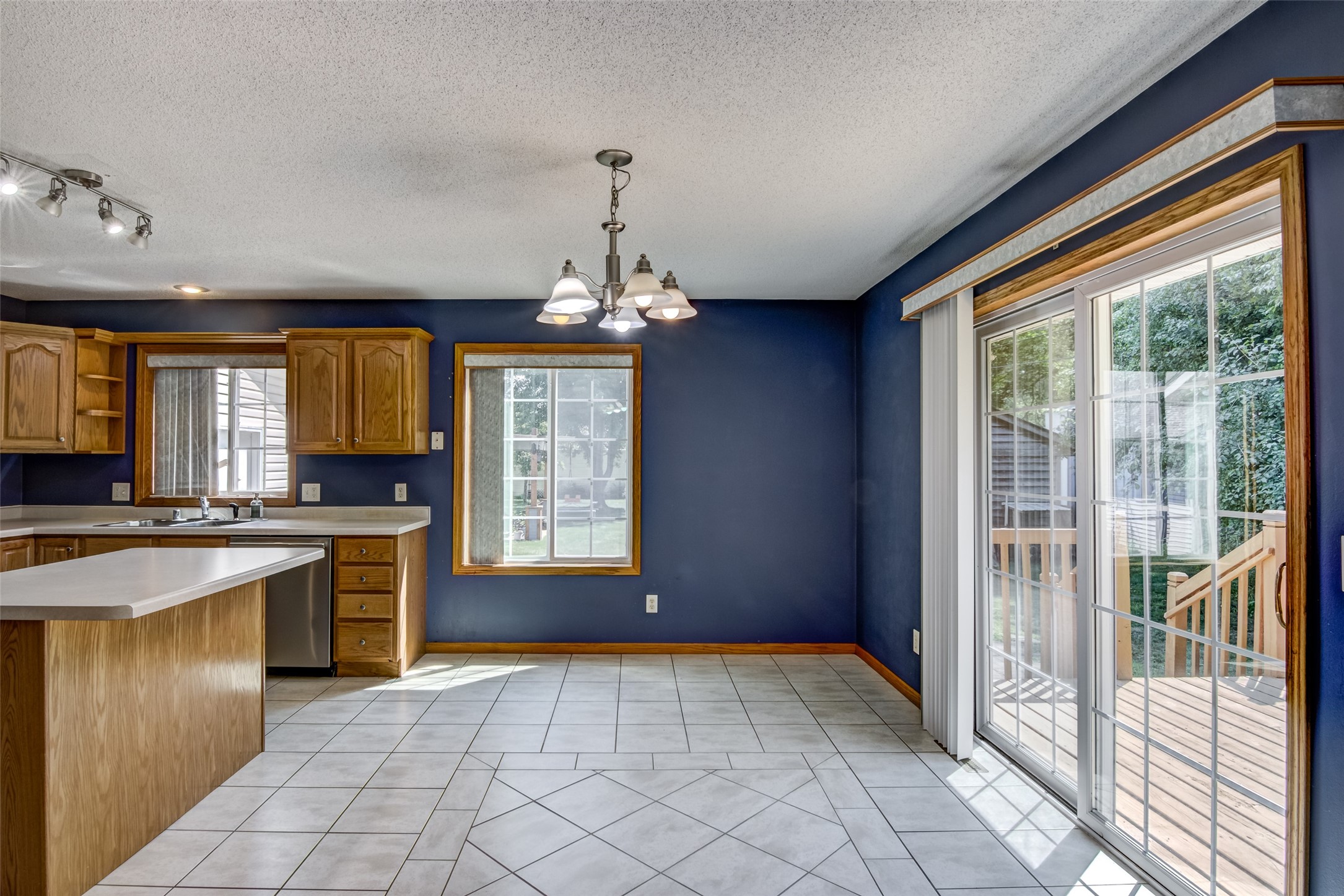 2728 Pine View Road Property Photo 11