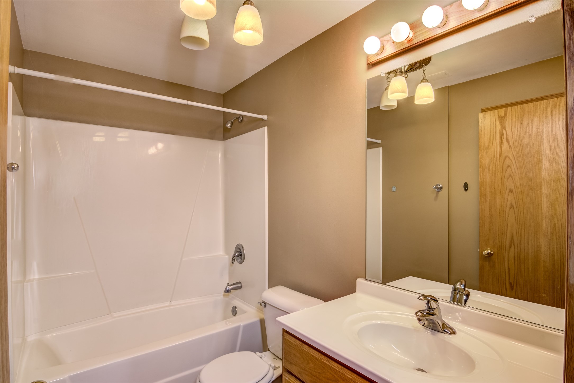 2728 Pine View Road Property Photo 24