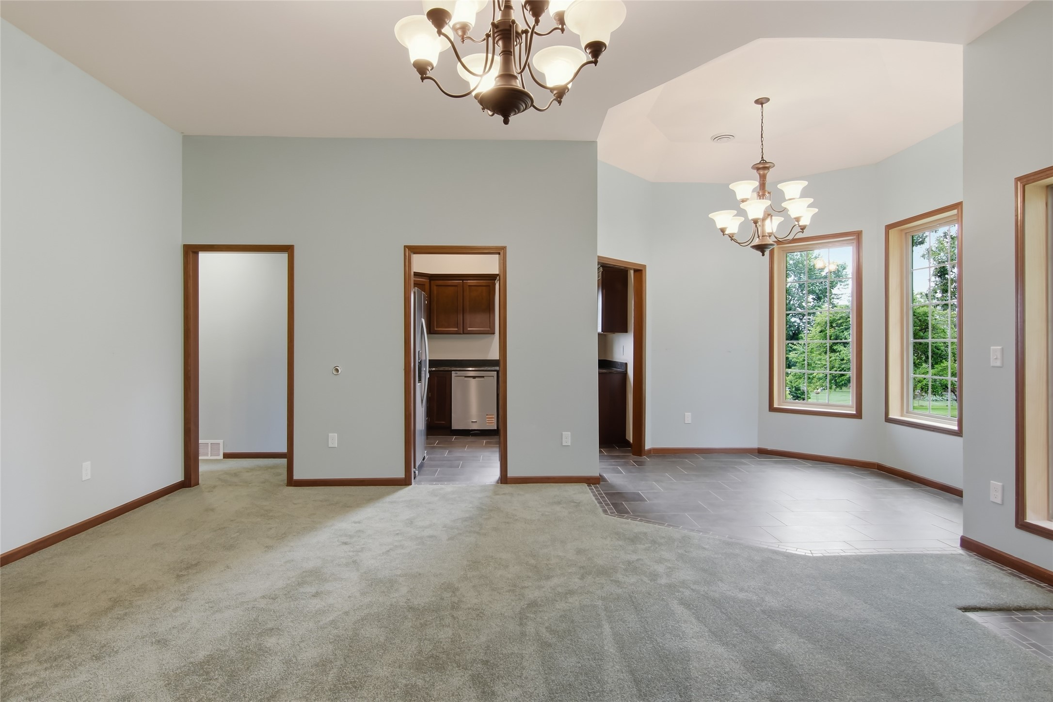1020 Spruce Street Property Photo 5