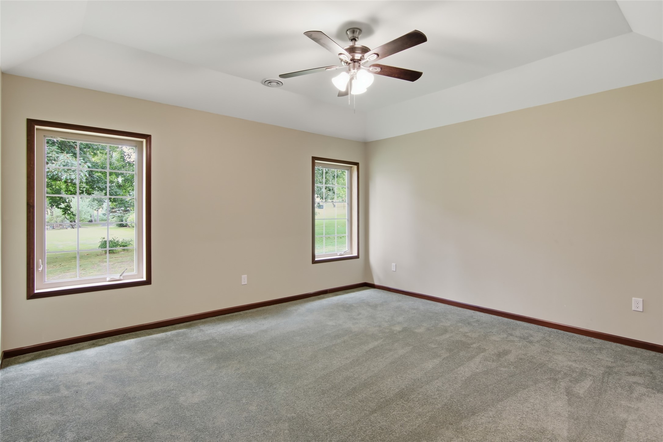 1020 Spruce Street Property Photo 10