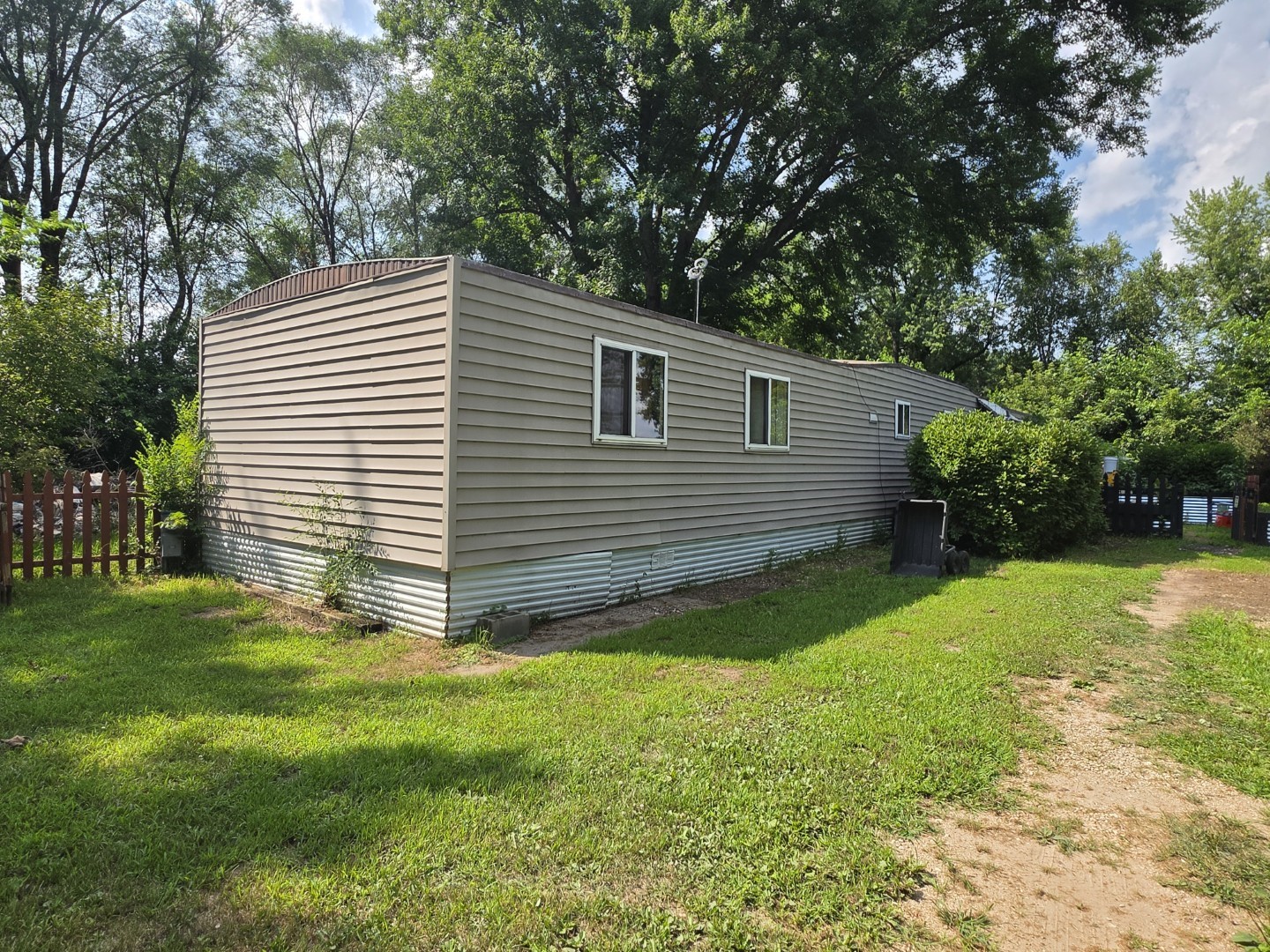 W24752 Cox Road Property Photo 4