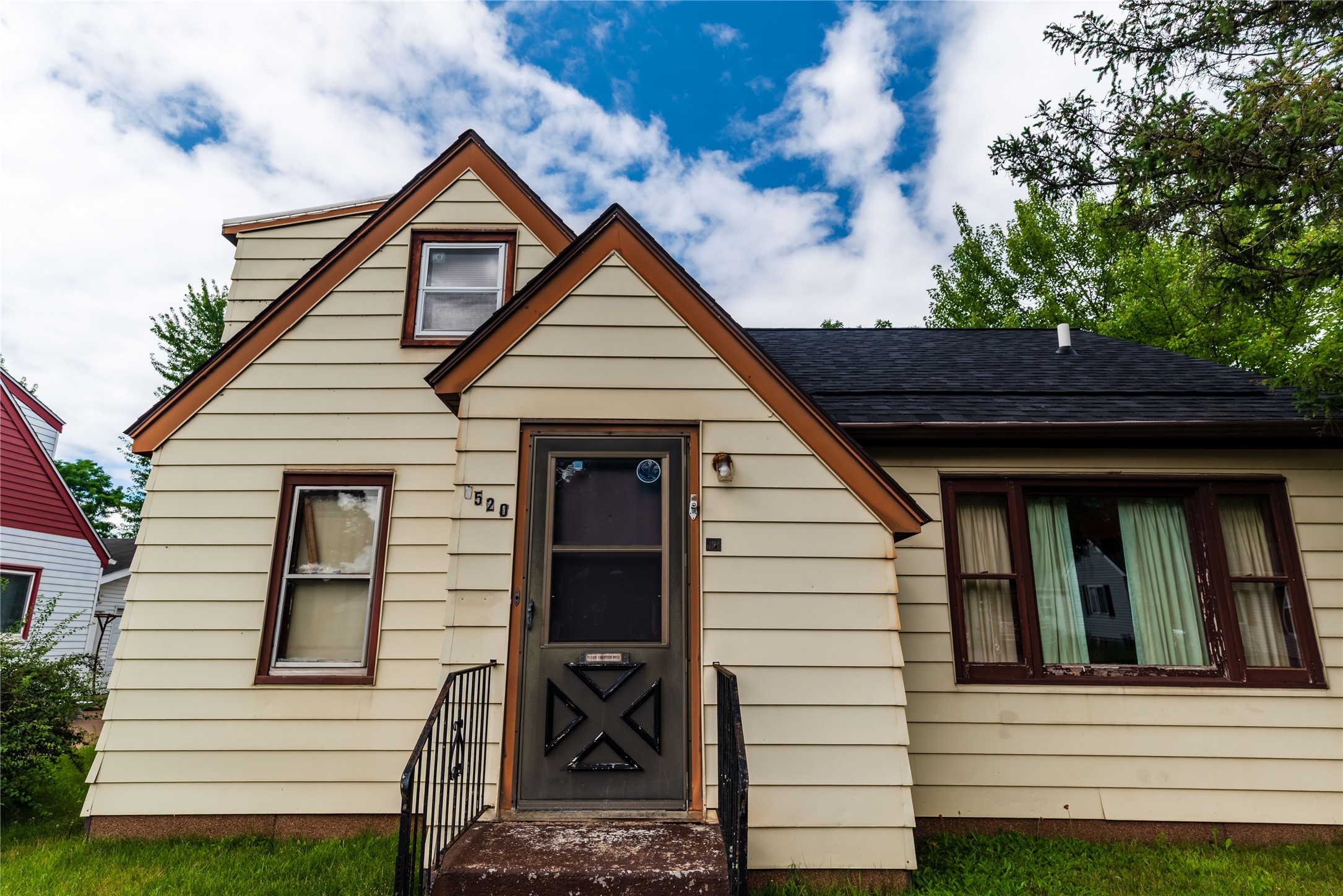 1520 9th Street Property Photo 2