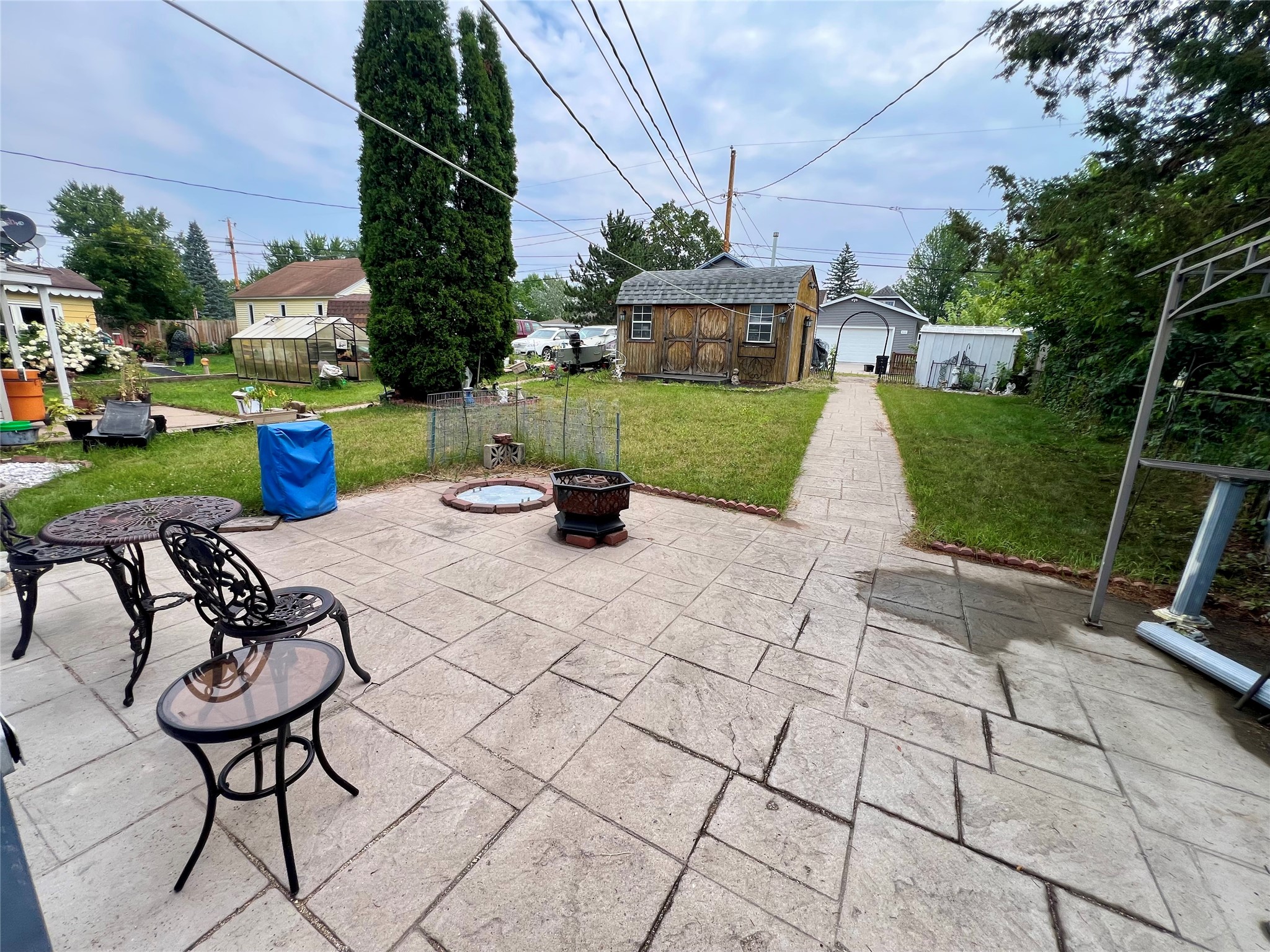913 Summer Street Property Photo 8