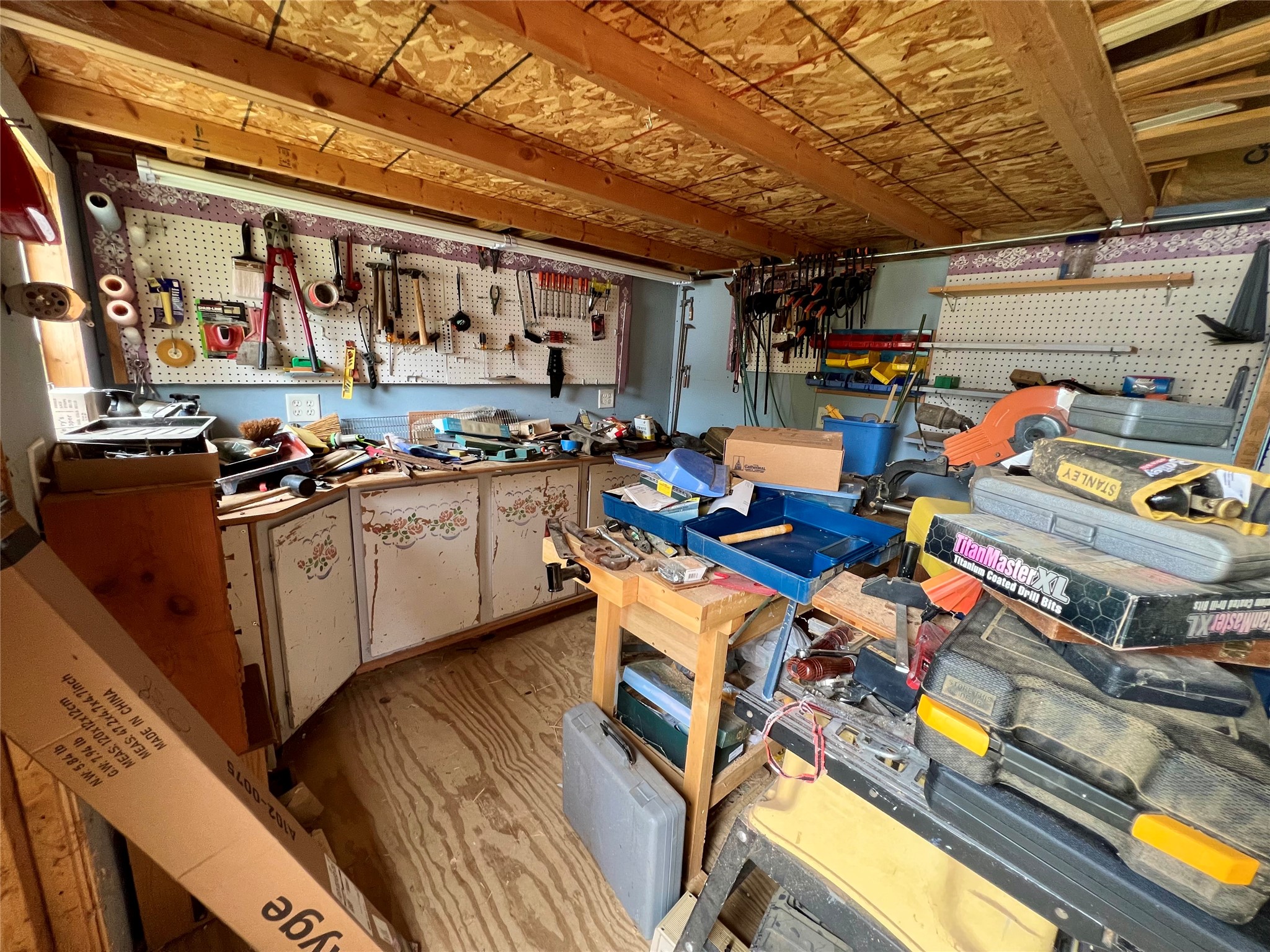 913 Summer Street Property Photo 14