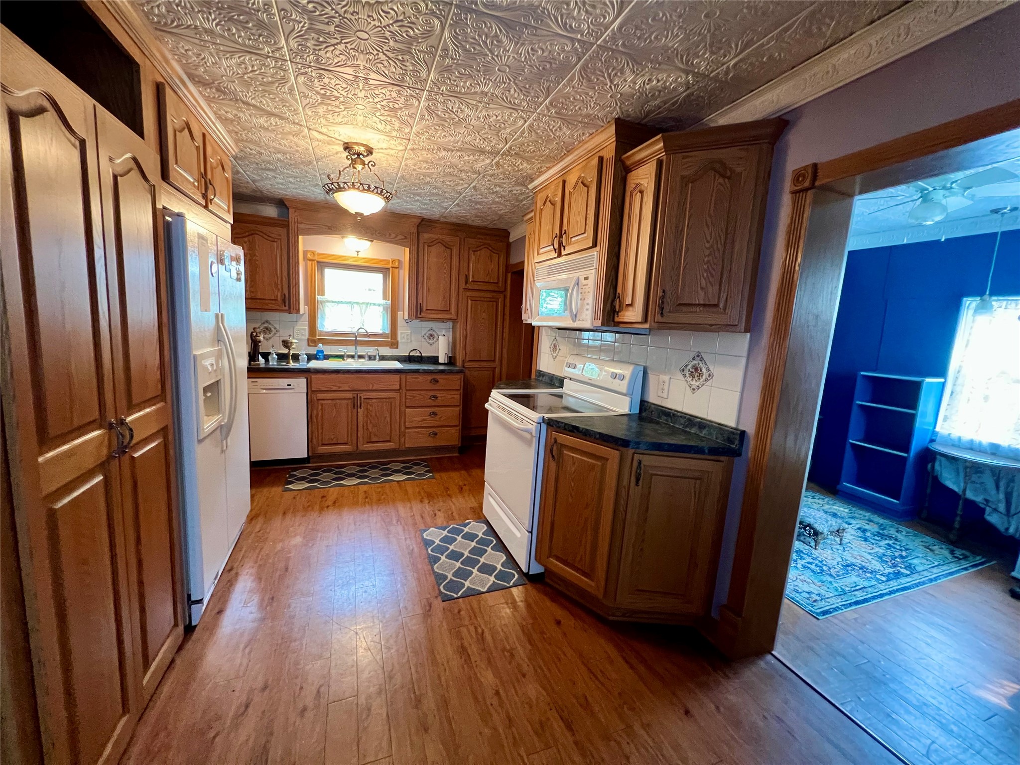 913 Summer Street Property Photo 18
