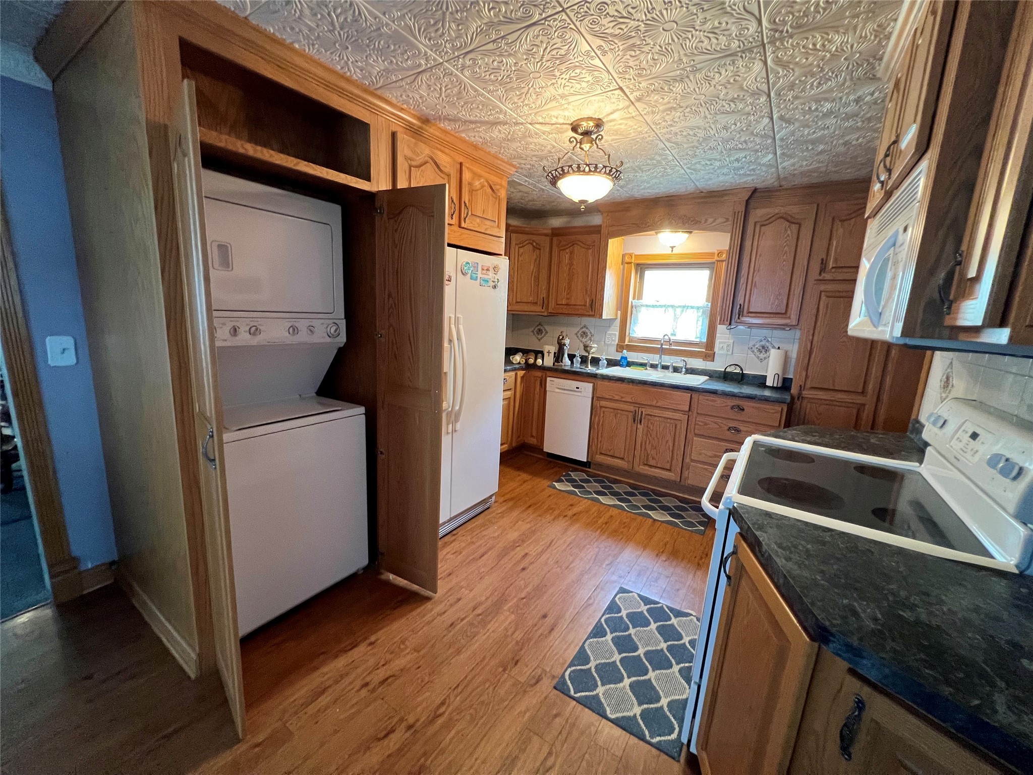 913 Summer Street Property Photo 20