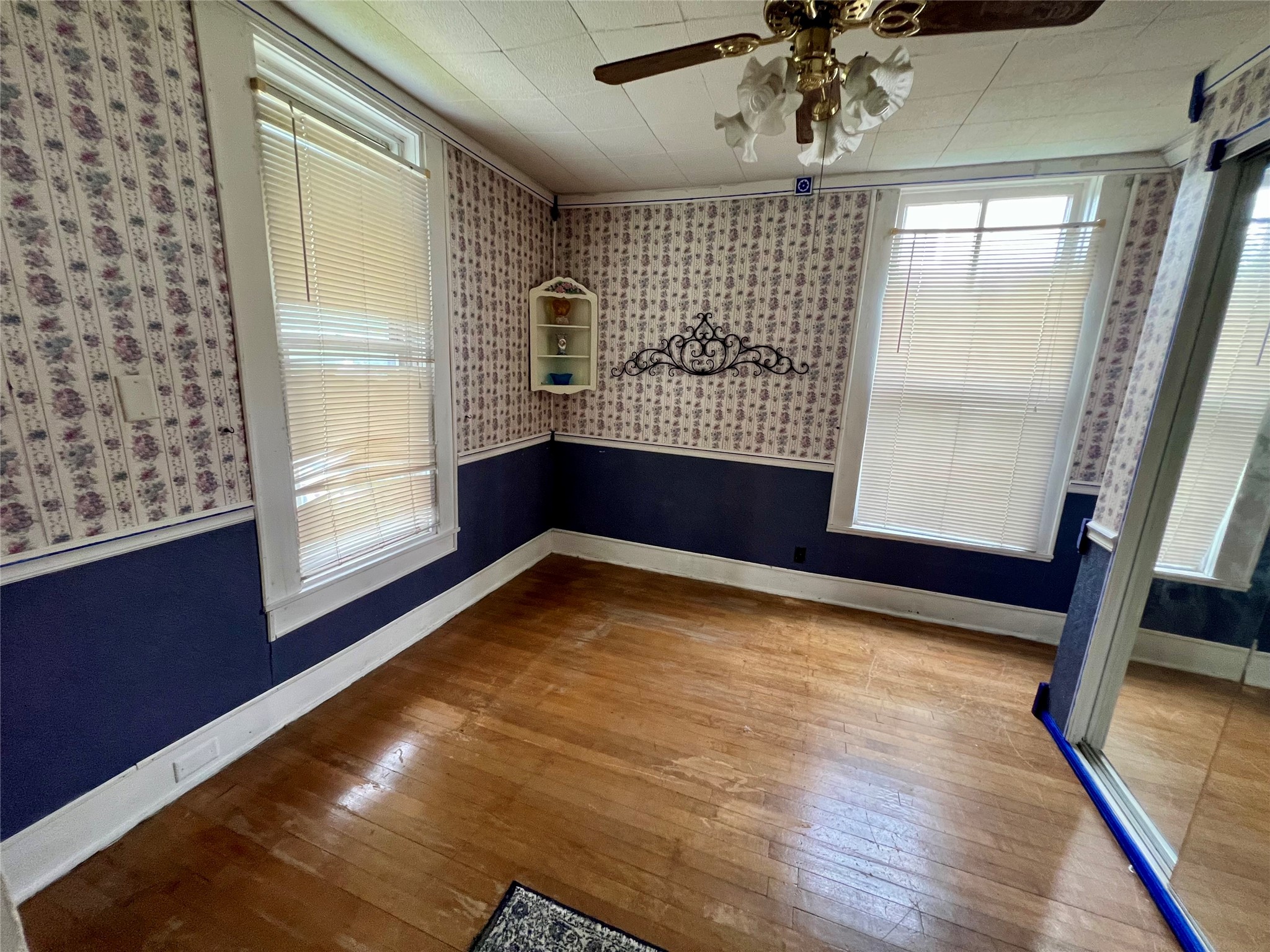 913 Summer Street Property Photo 23
