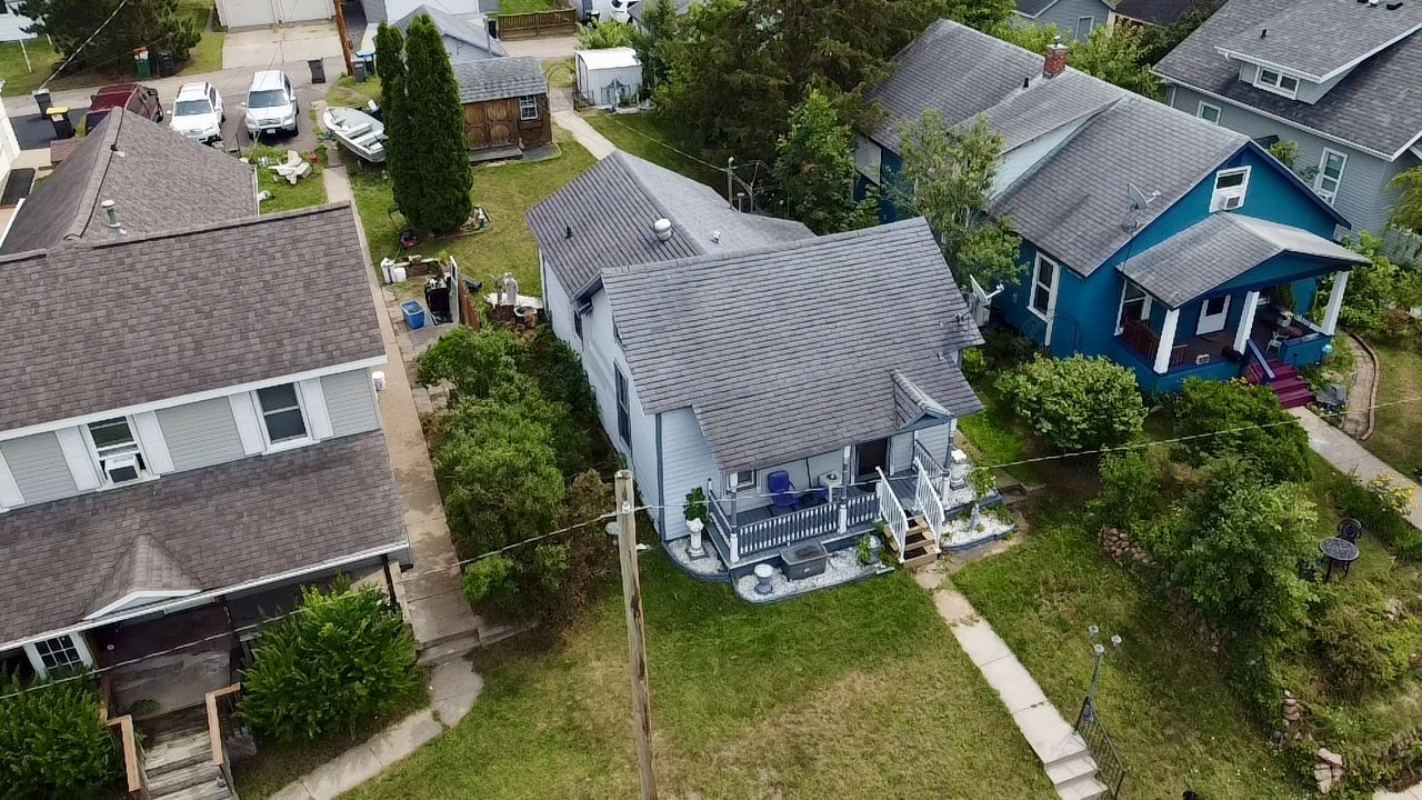 913 Summer Street Property Photo 27