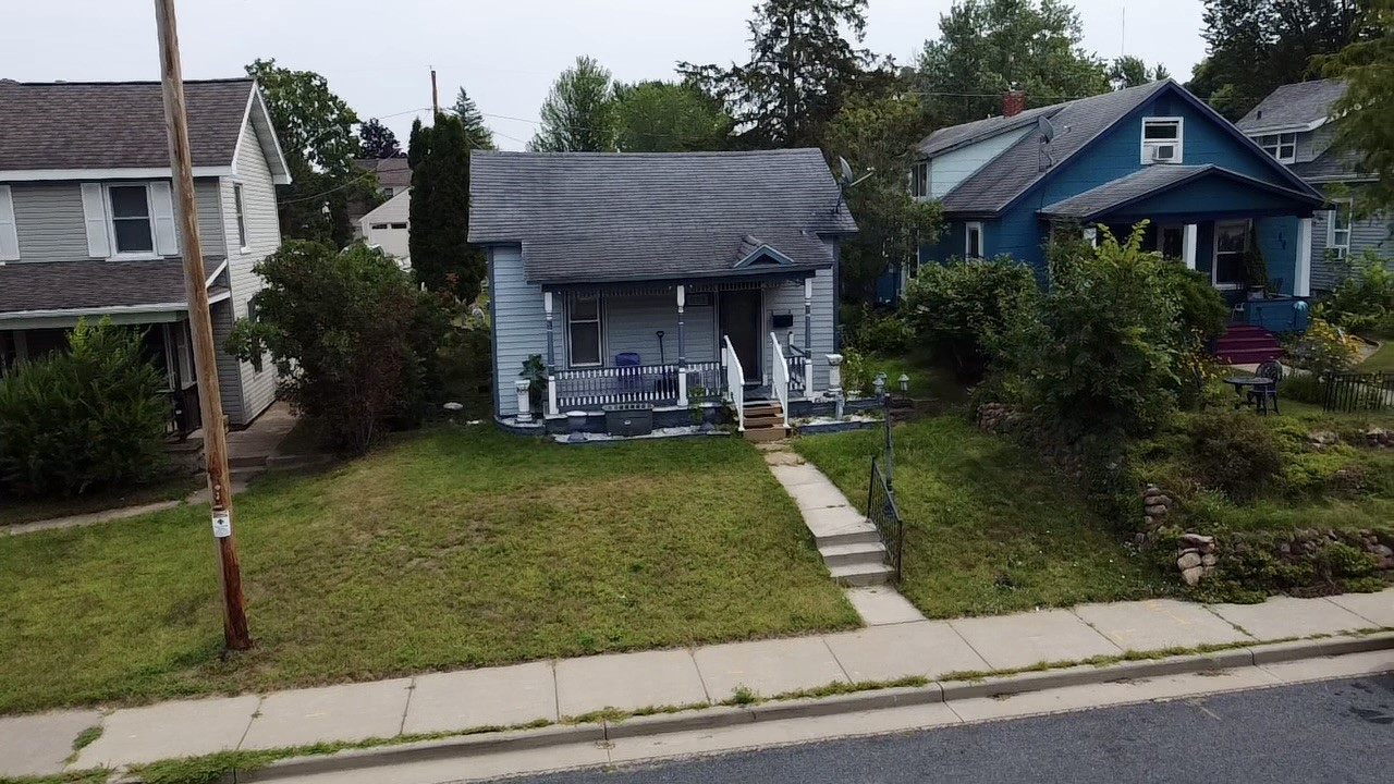 913 Summer Street Property Photo 35