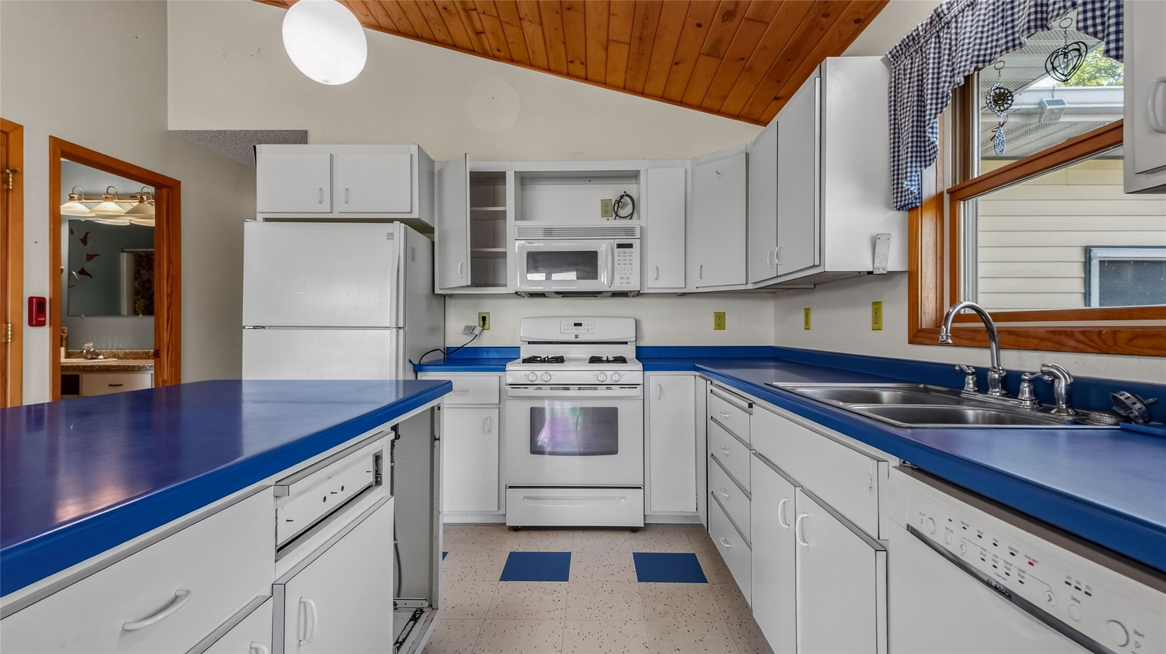 N1395 Grouse Road Property Photo 6