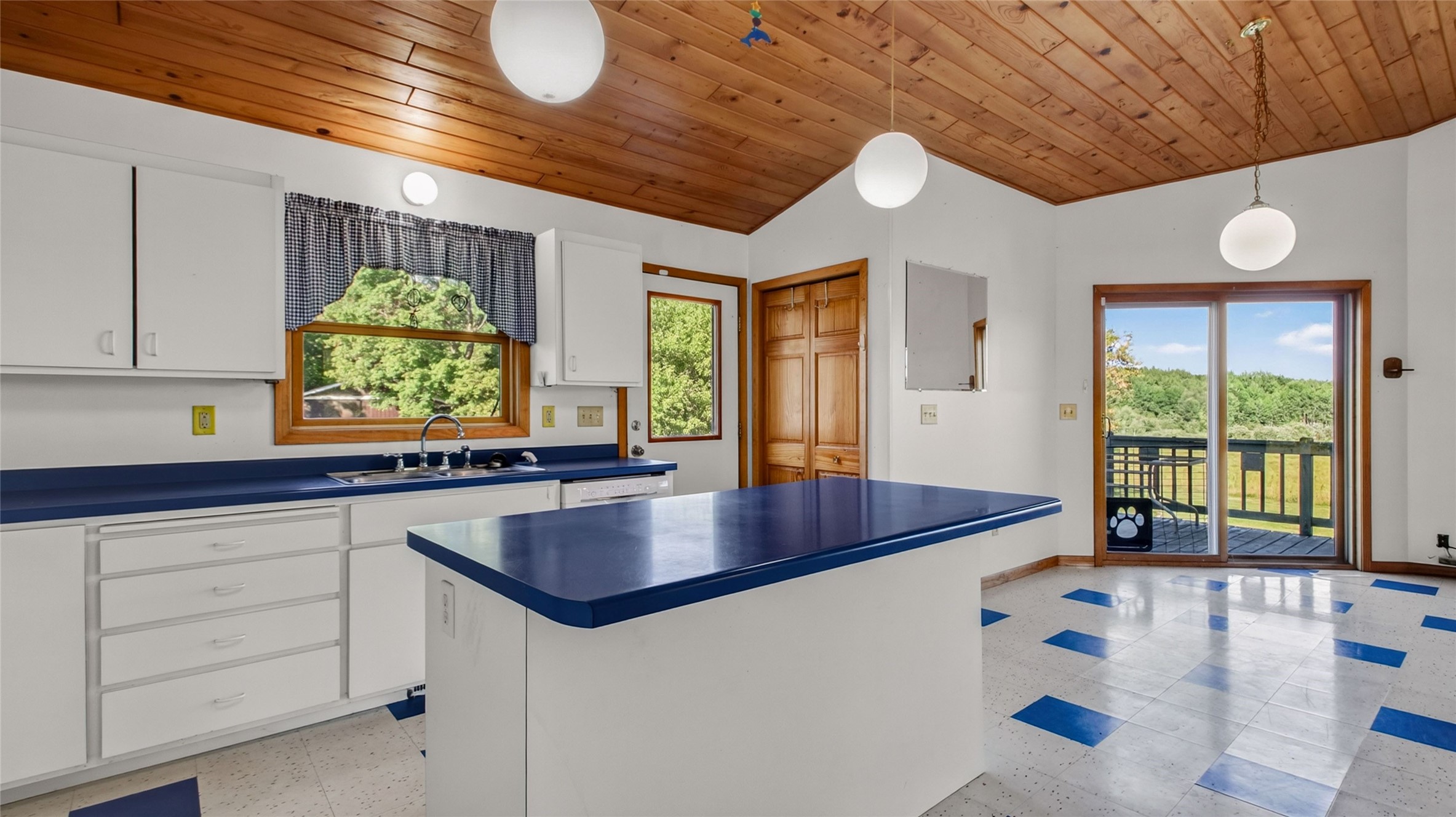N1395 Grouse Road Property Photo 12