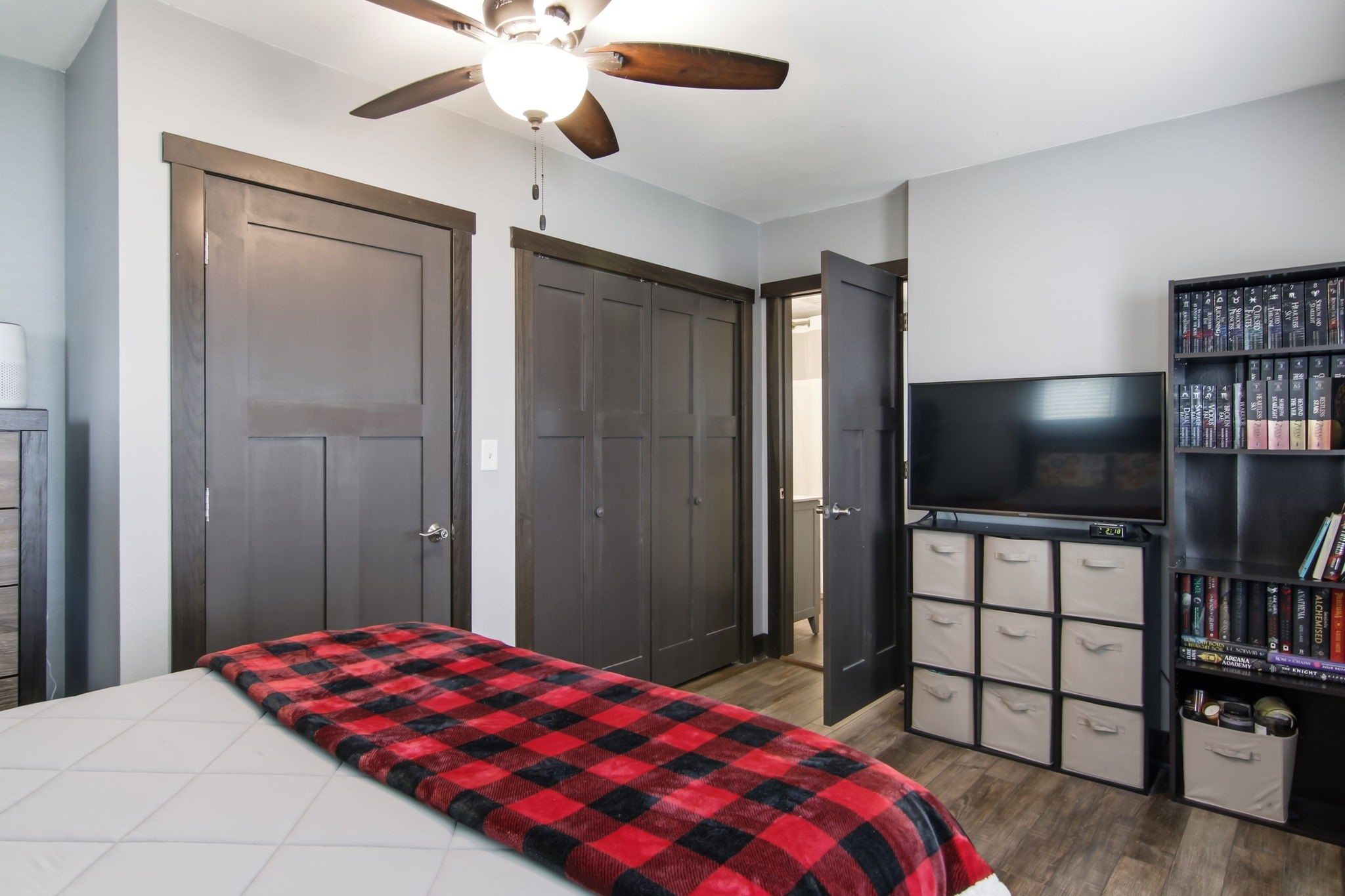 2425 7th Street Property Photo 12