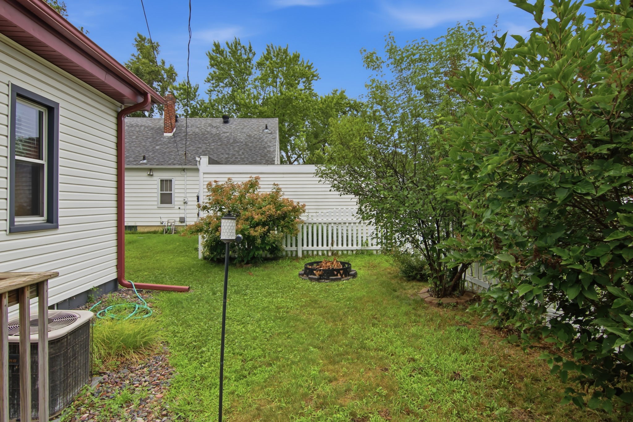 2425 7th Street Property Photo 23