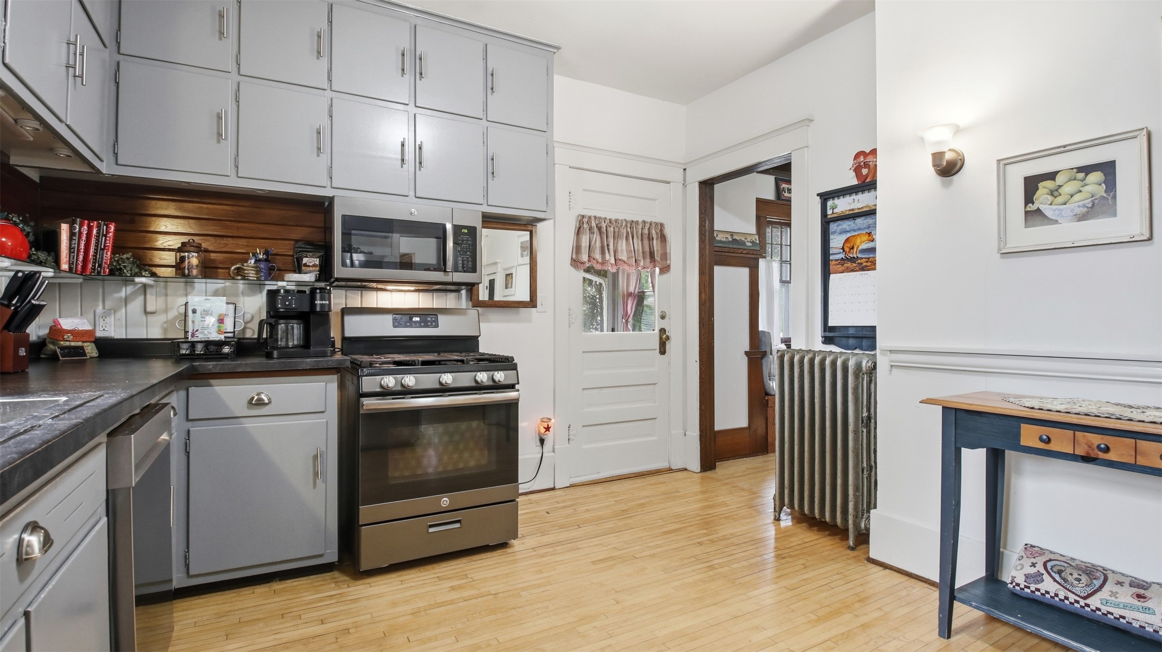717 1st Street Property Photo 15