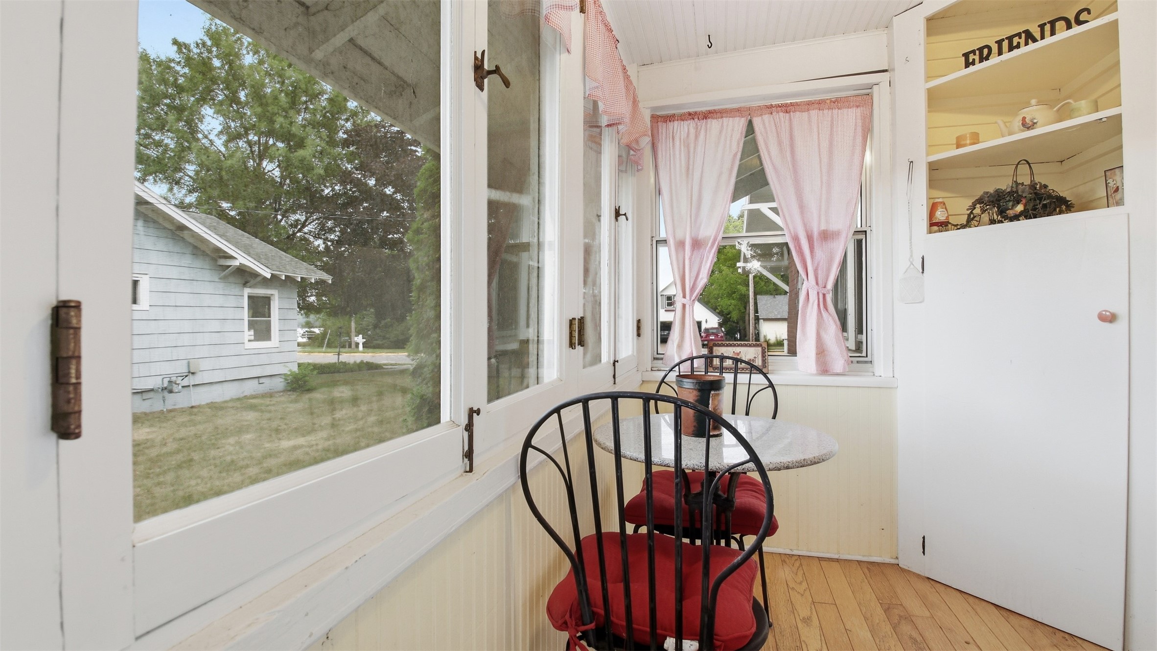 717 1st Street Property Photo 16