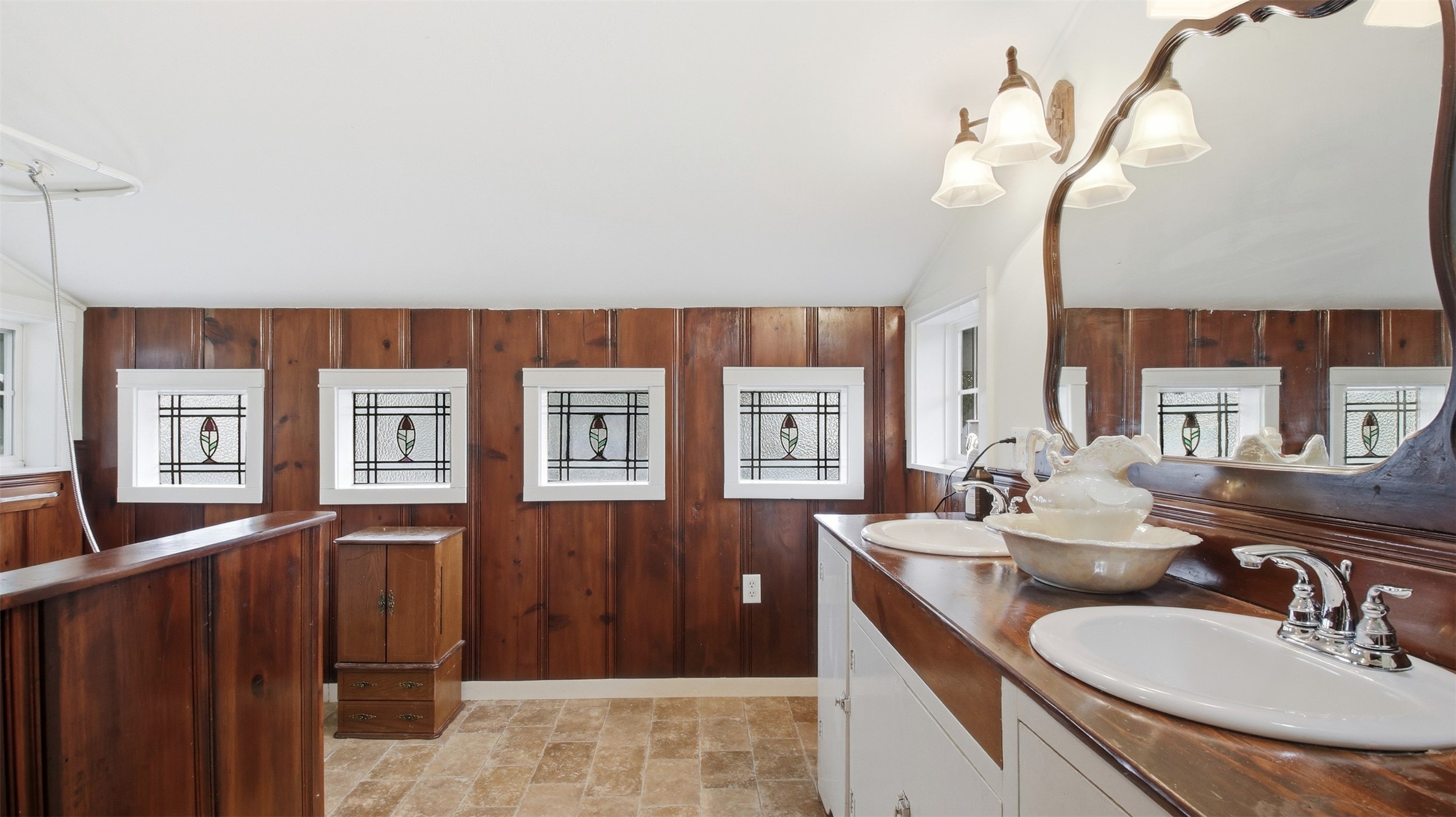 717 1st Street Property Photo 29