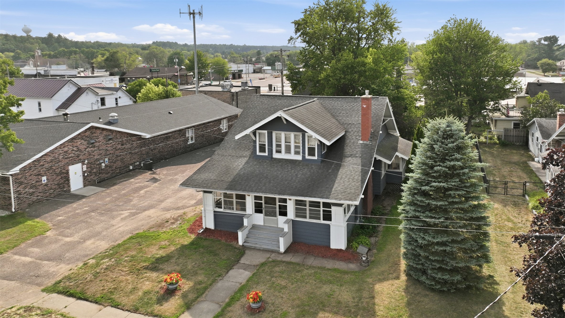 717 1st Street Property Photo 40