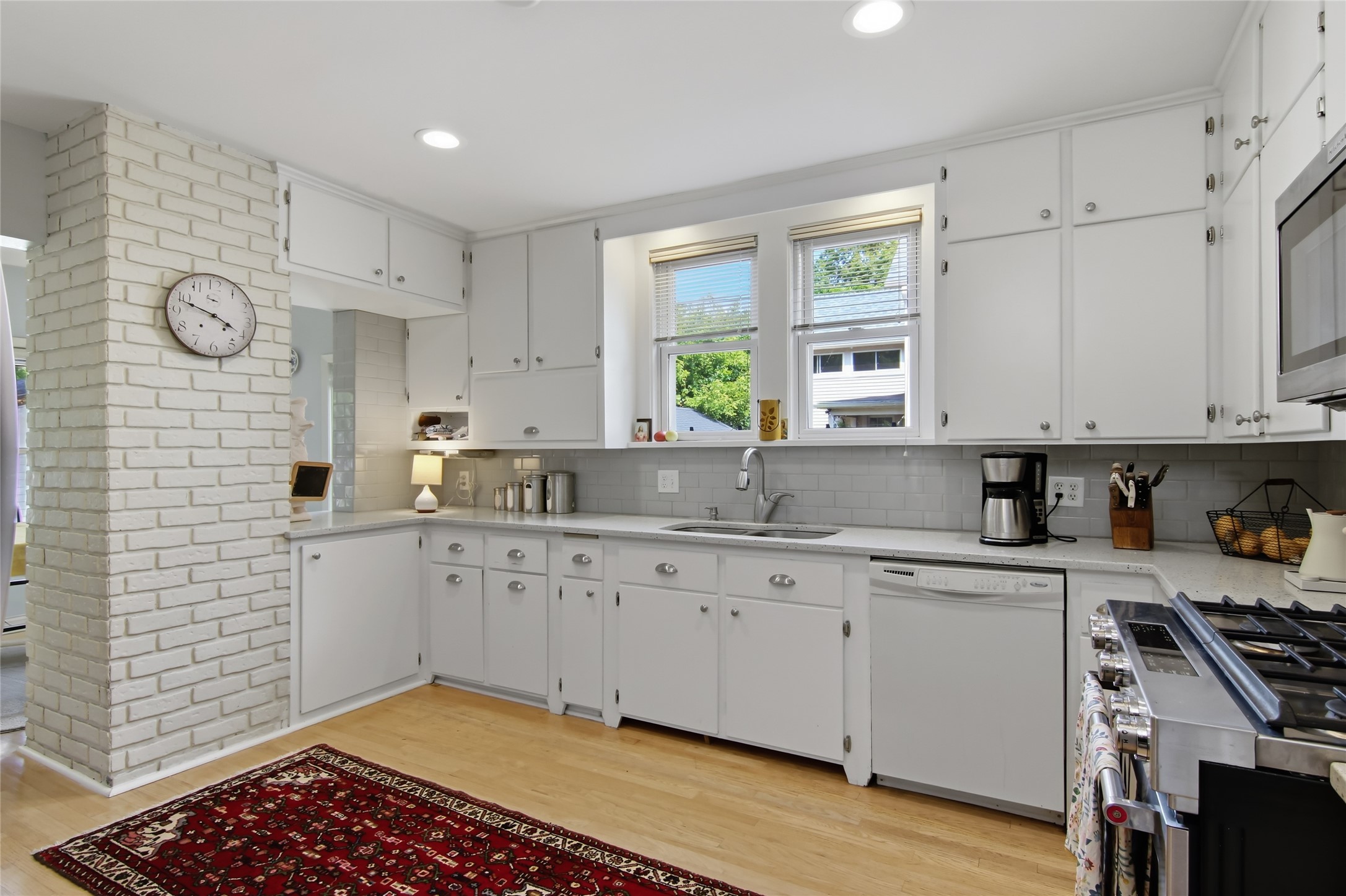 204 Gilbert Avenue Property Photo 13