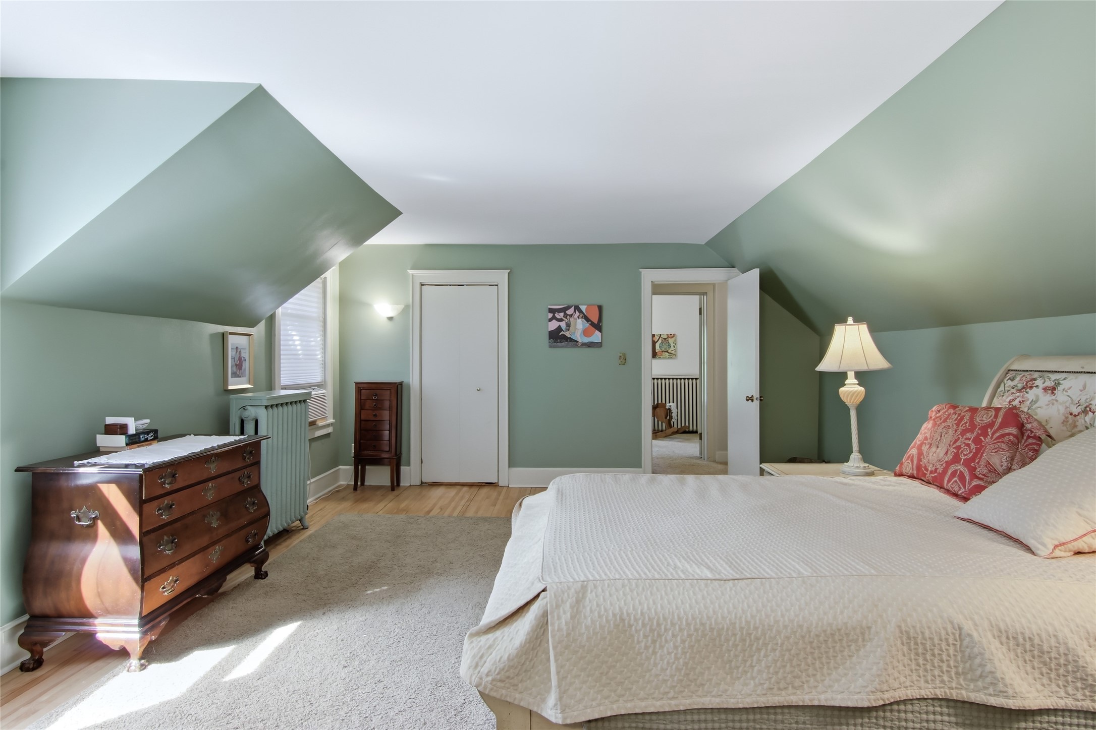 204 Gilbert Avenue Property Photo 18