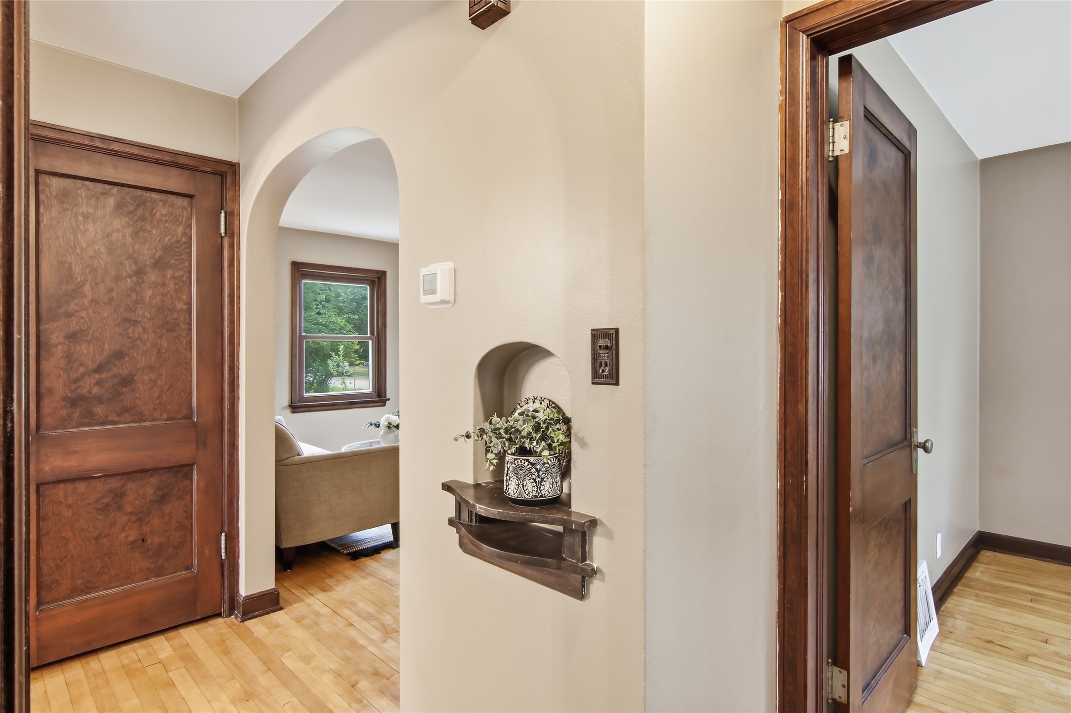 805 Doty Street Property Photo 7