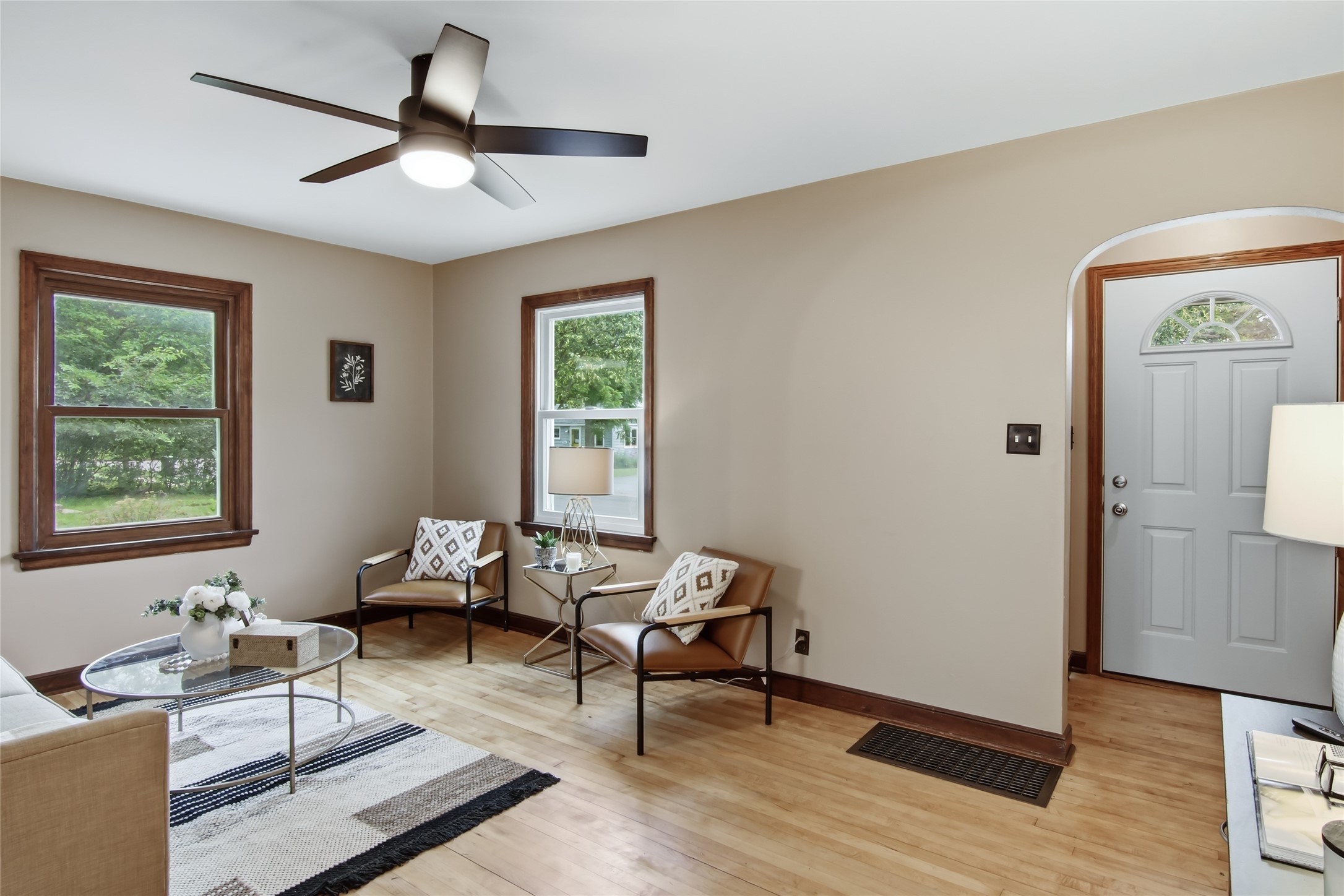 805 Doty Street Property Photo 9