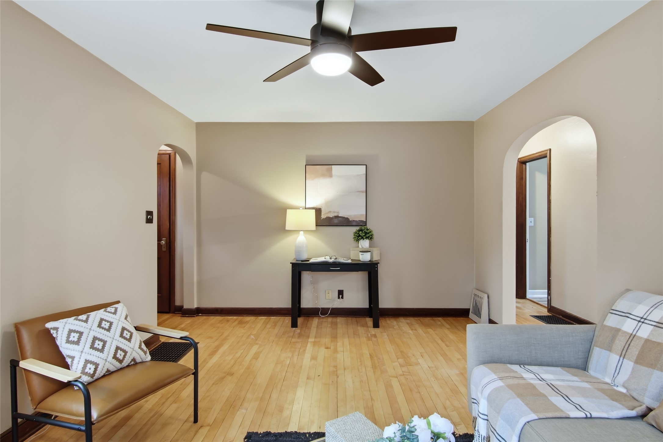 805 Doty Street Property Photo 10