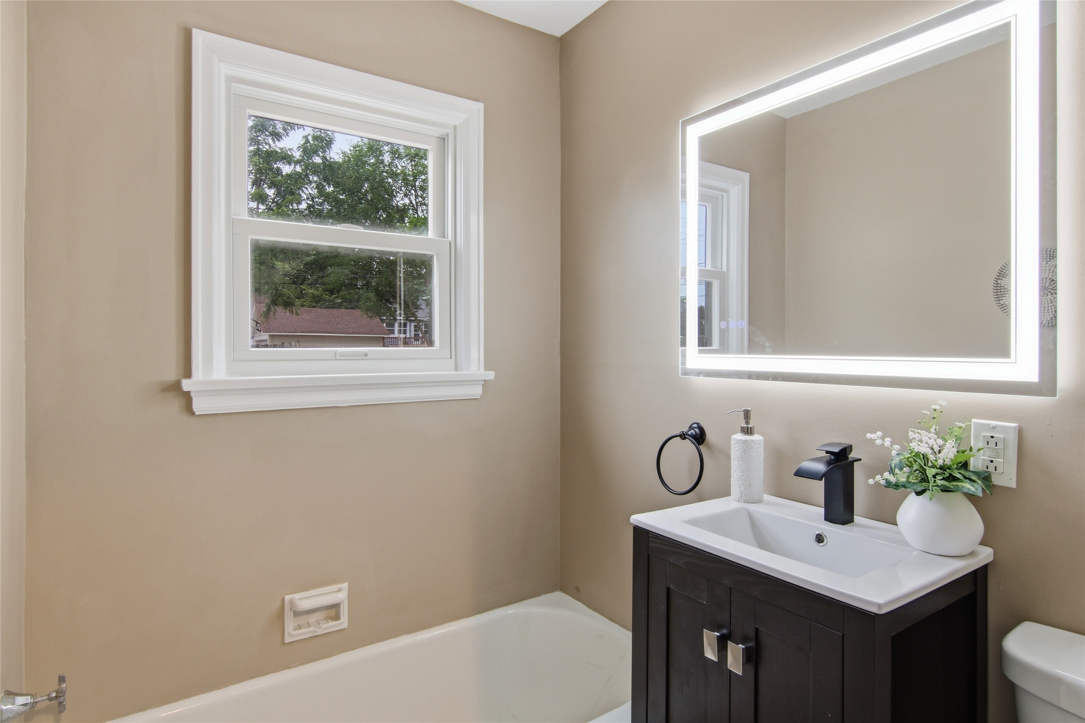 805 Doty Street Property Photo 19