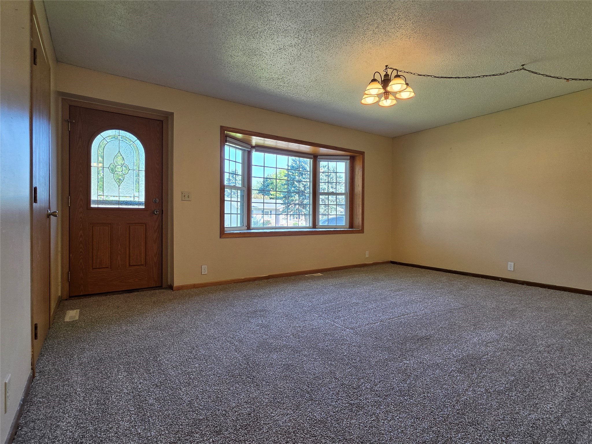 103 Elizabeth Court S Property Photo 15