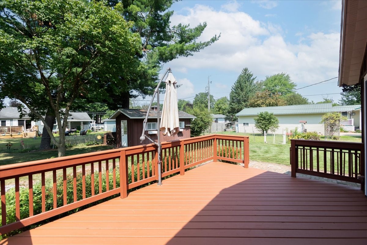 2235 Mathews Street Property Photo 7