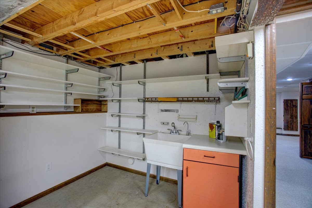 2235 Mathews Street Property Photo 40