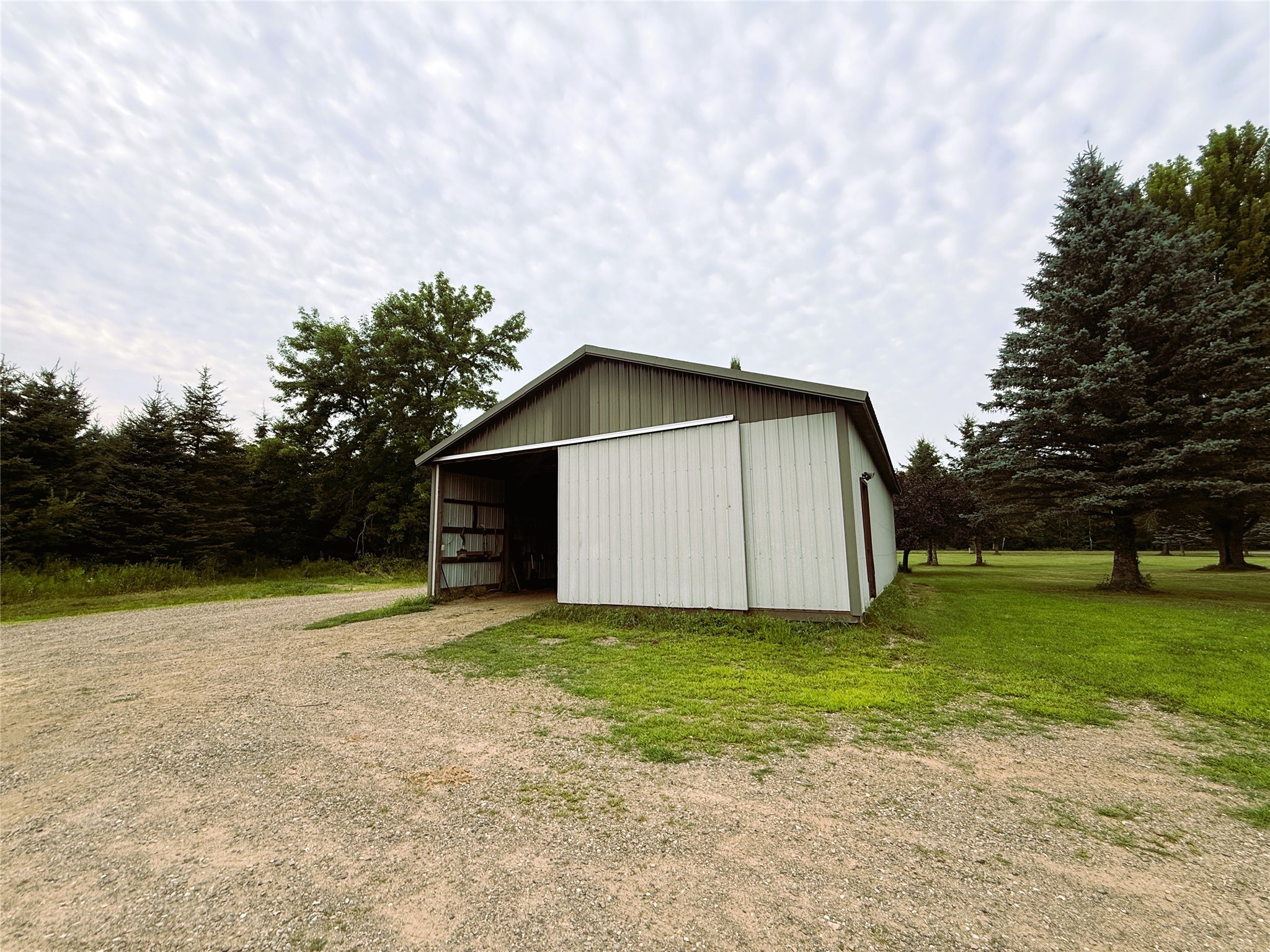 W9603 Ducommun Road Property Photo 44