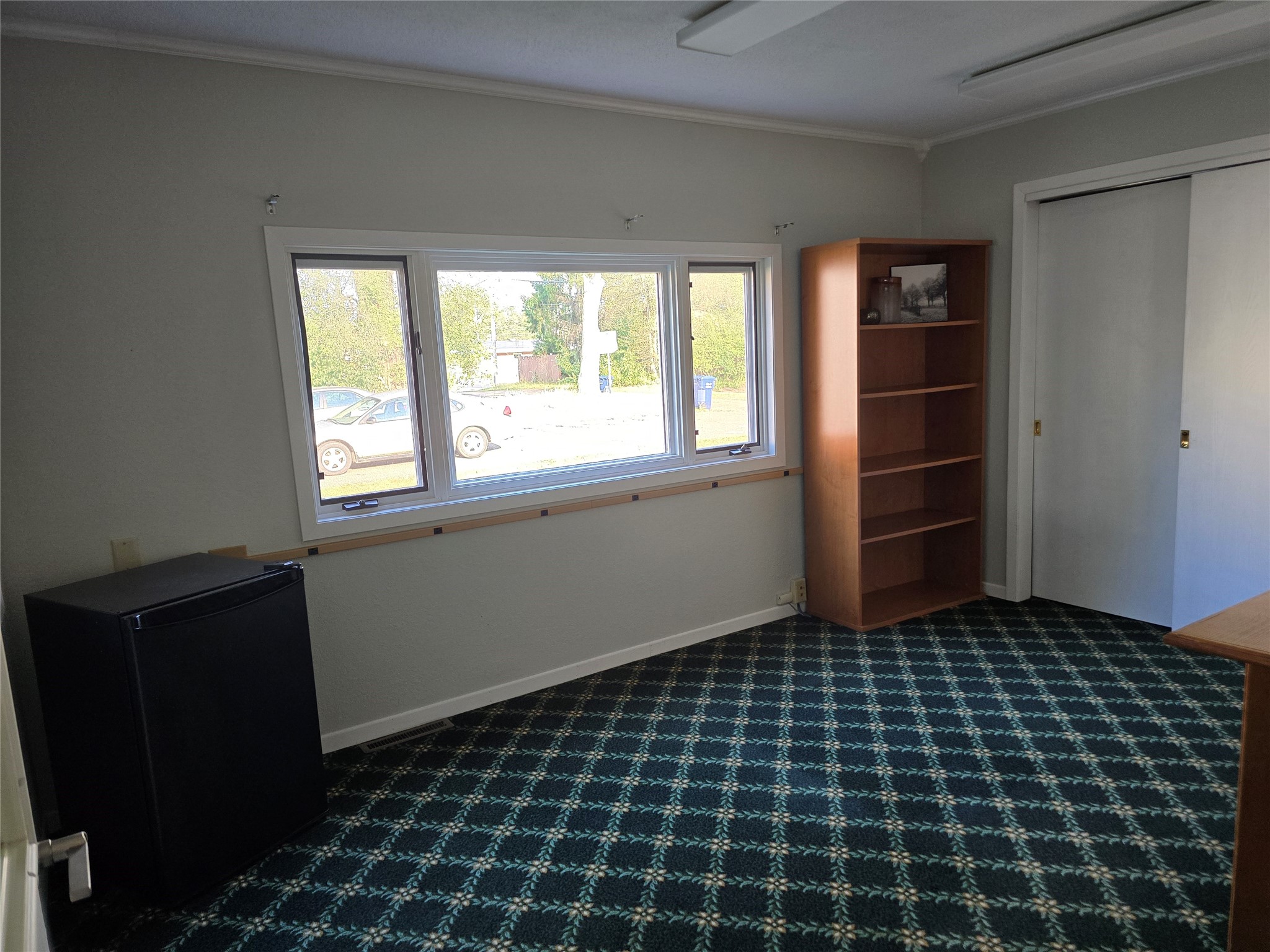 325 Knapp Street Property Photo 3
