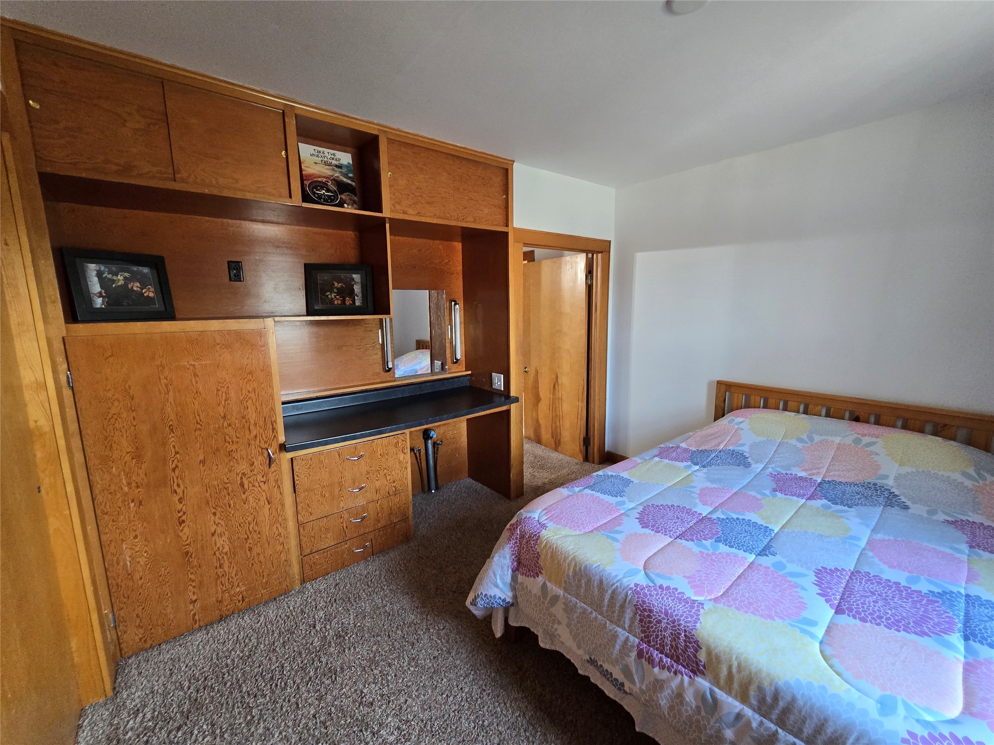 325 Knapp Street Property Photo 30
