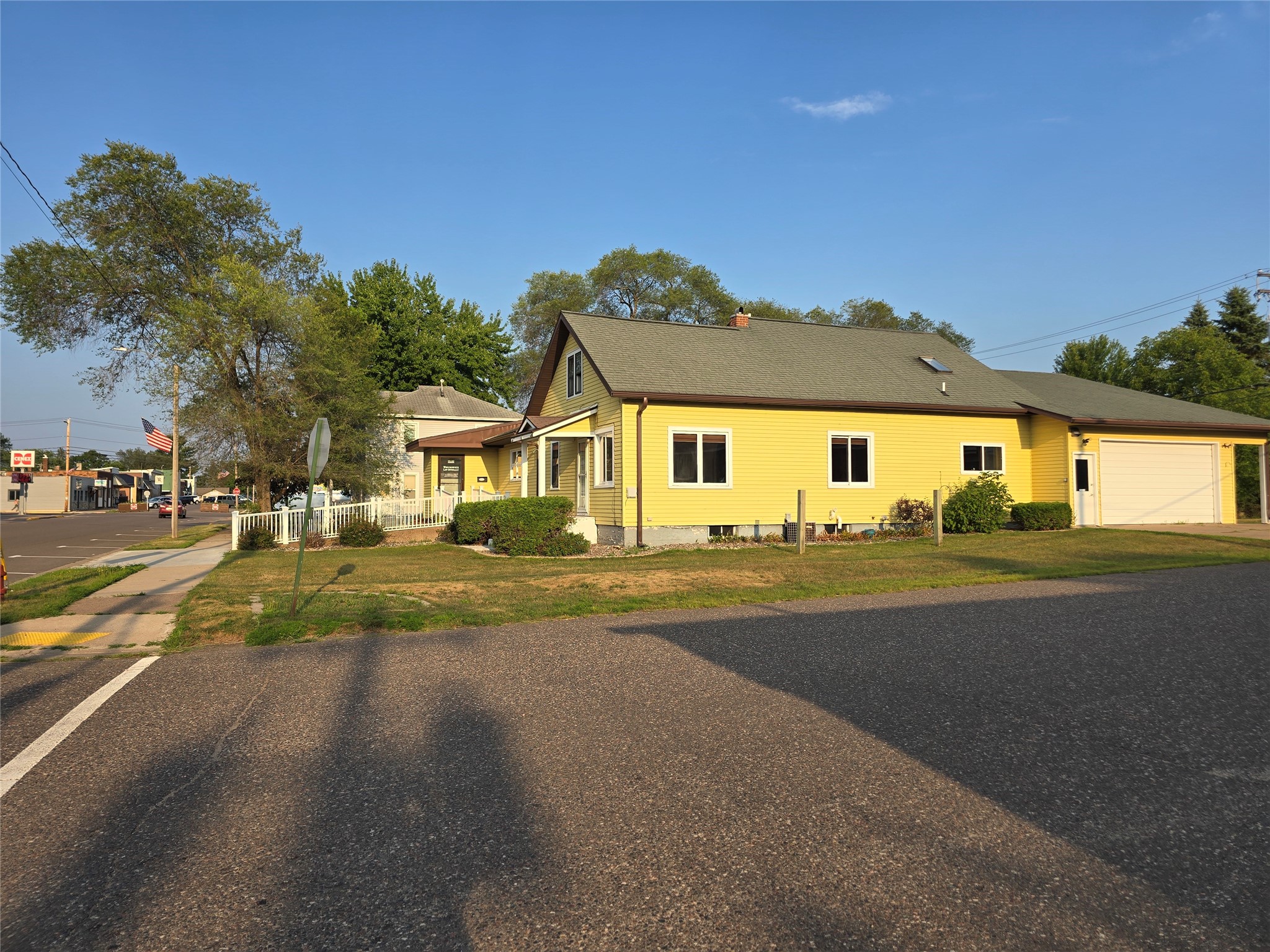 325 Knapp Street Property Photo 36