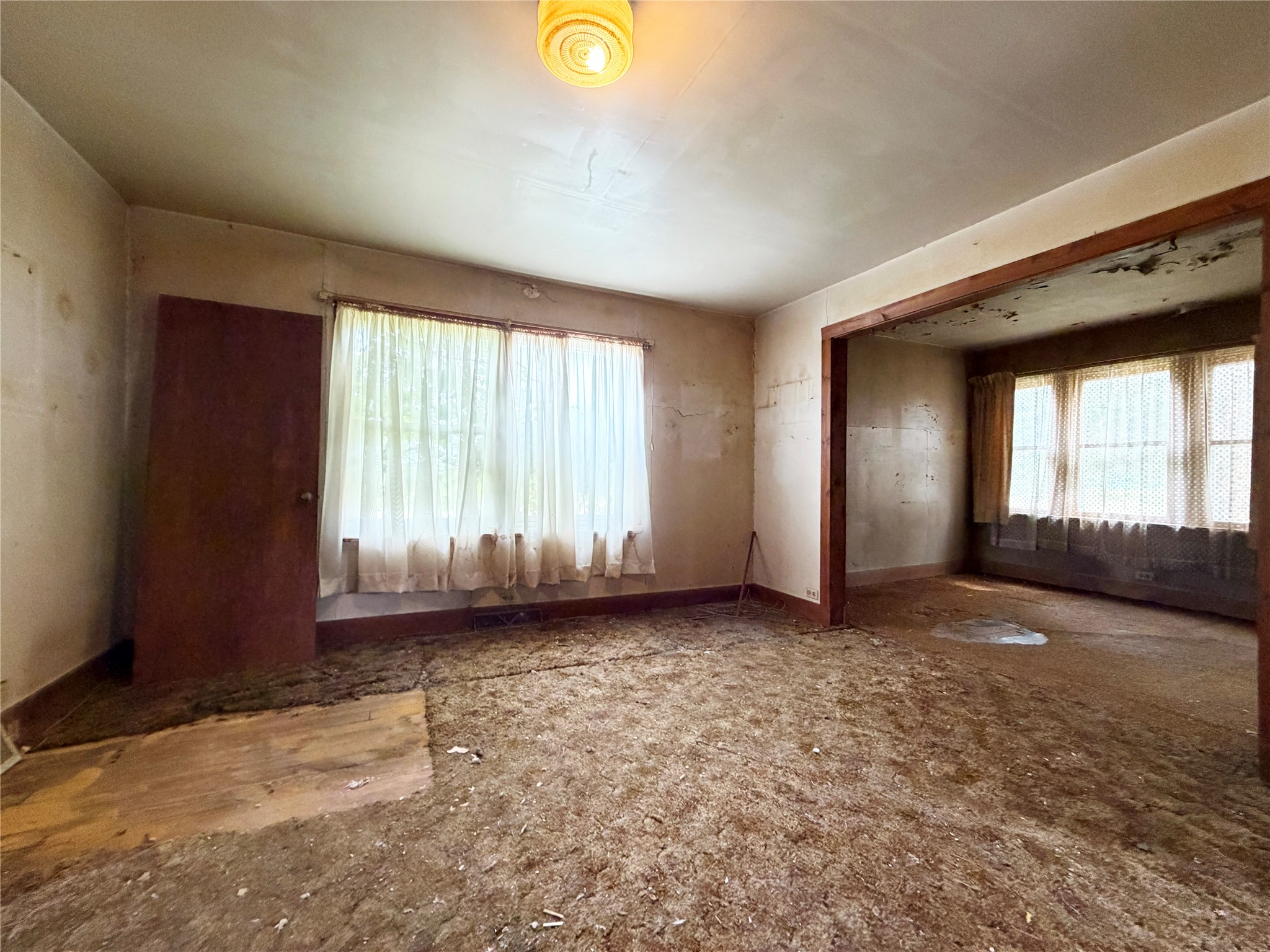 36 11 1/2 Avenue Property Photo 6