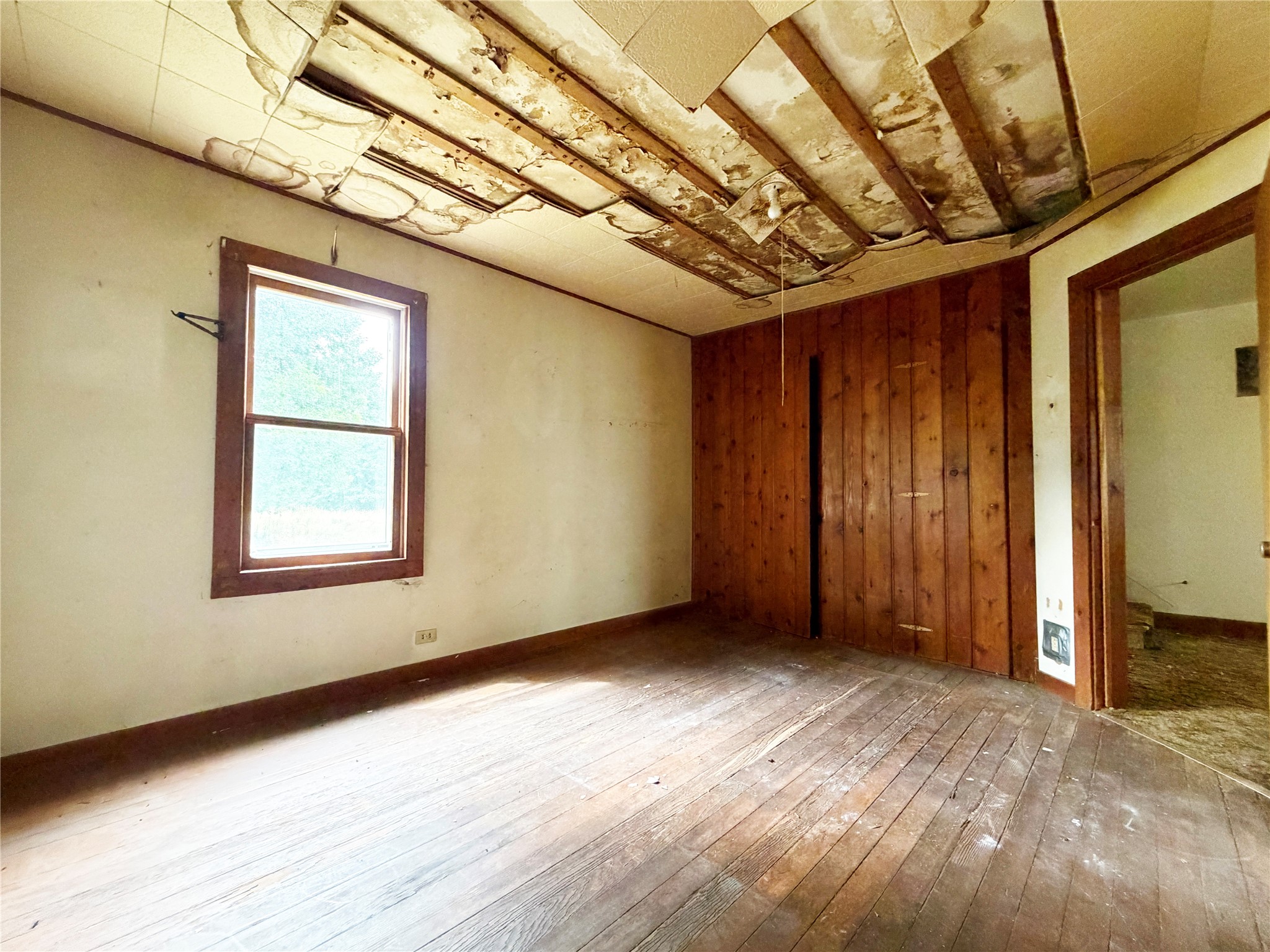 36 11 1/2 Avenue Property Photo 9
