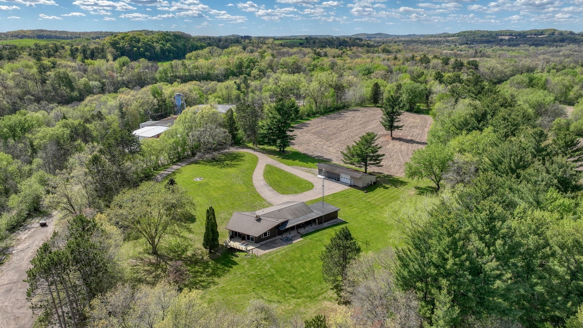 N2605 State Highway 25 Property Photo 34