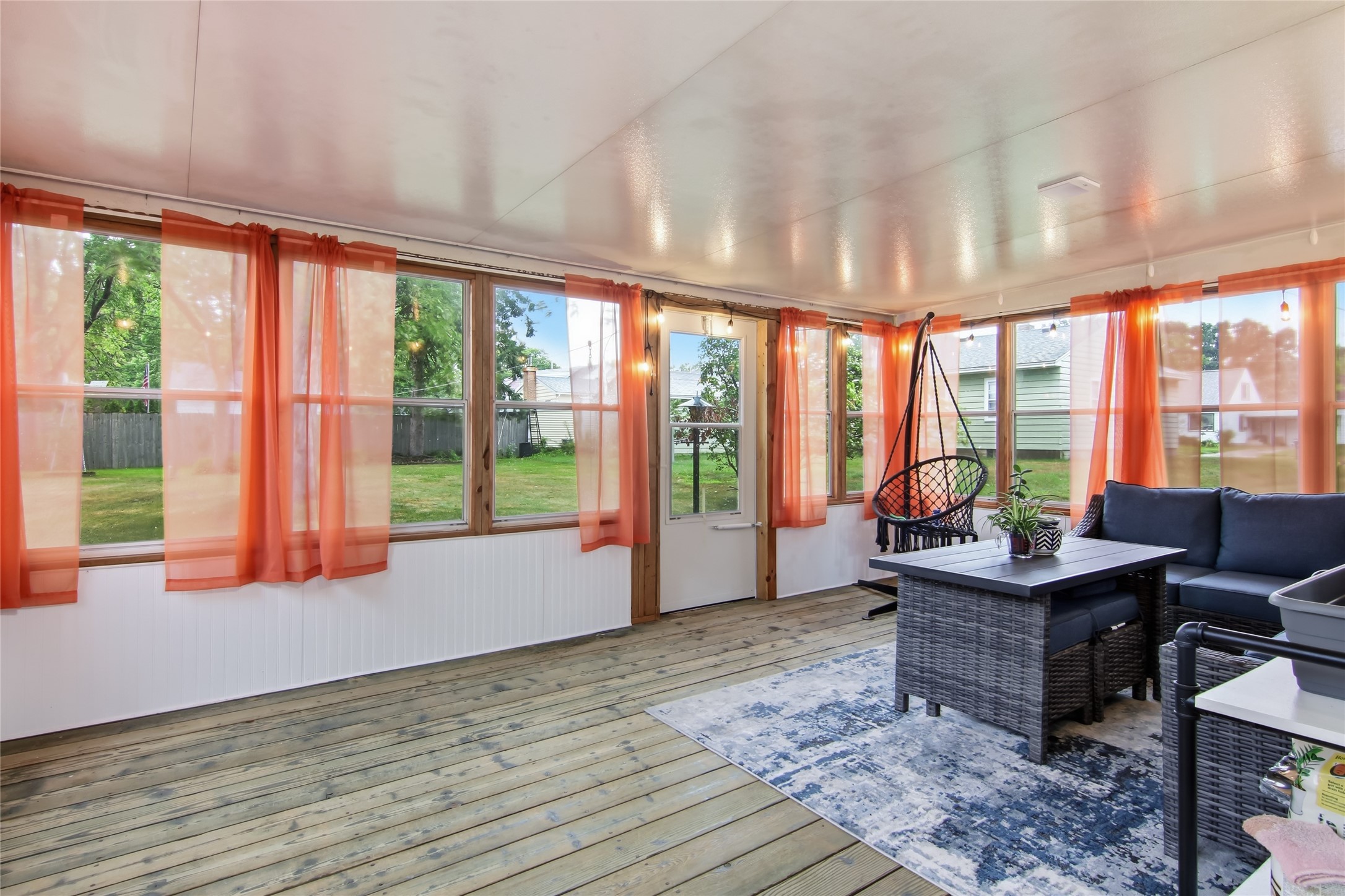 3008 3rd Street Property Photo 13