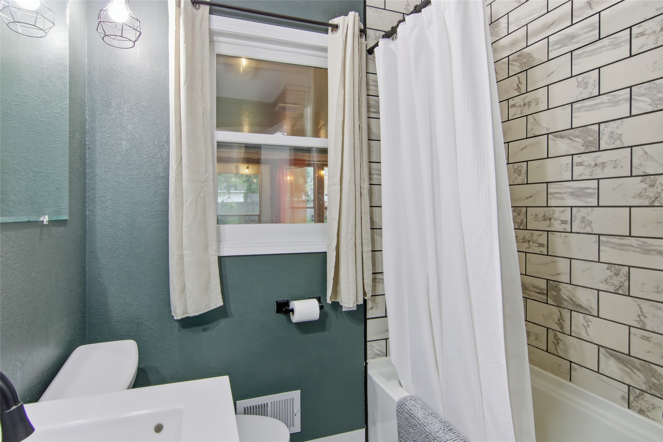3008 3rd Street Property Photo 20