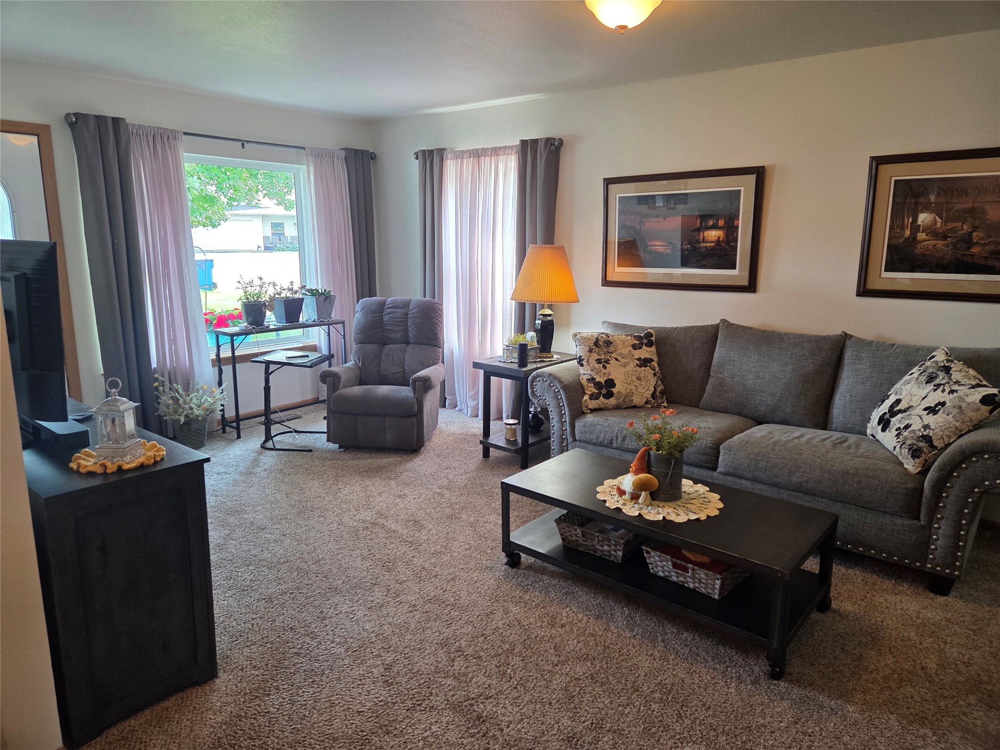 107 Pine Ridge Drive Property Photo 4