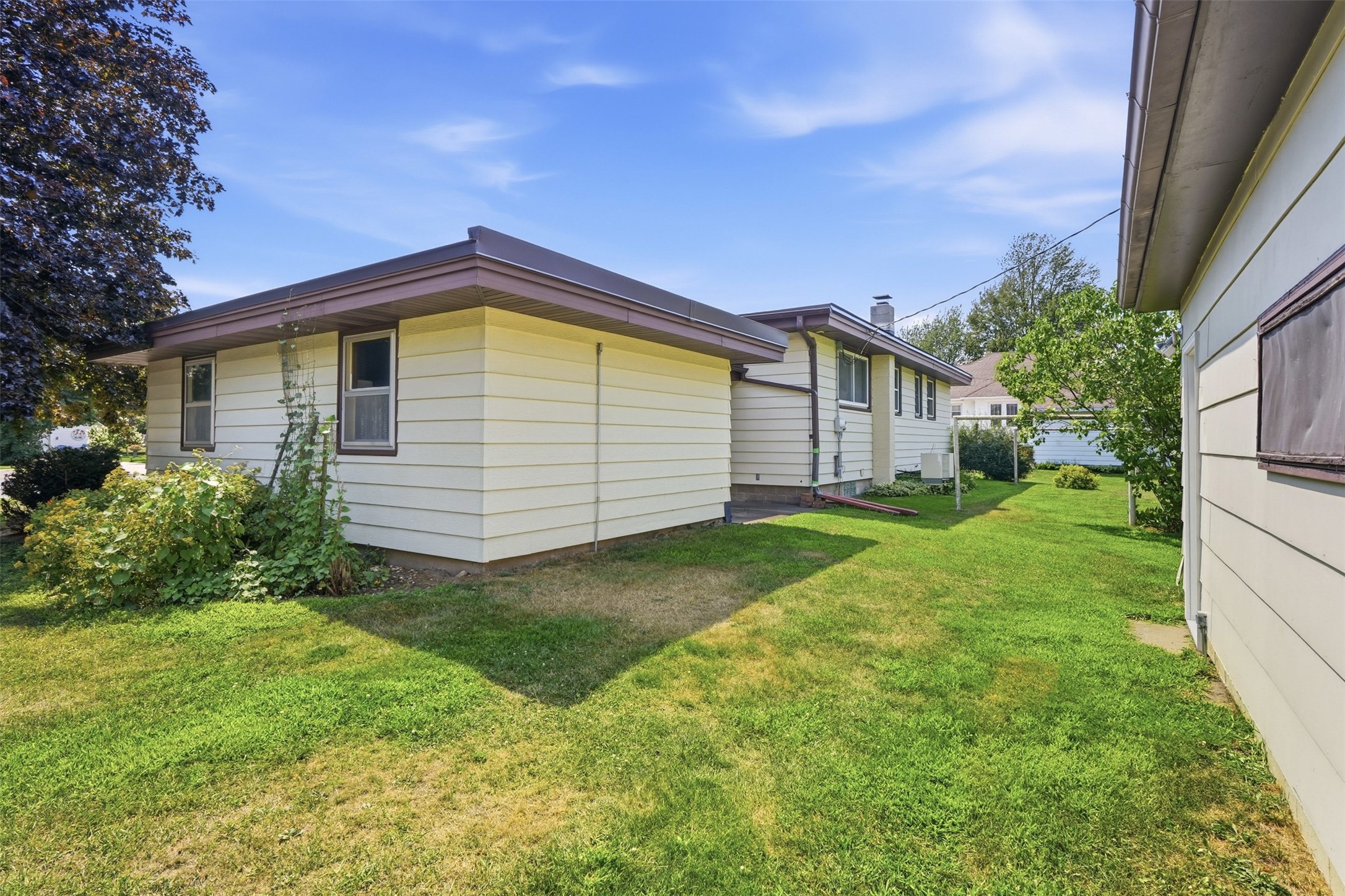 407 W Buckman Street Property Photo 33