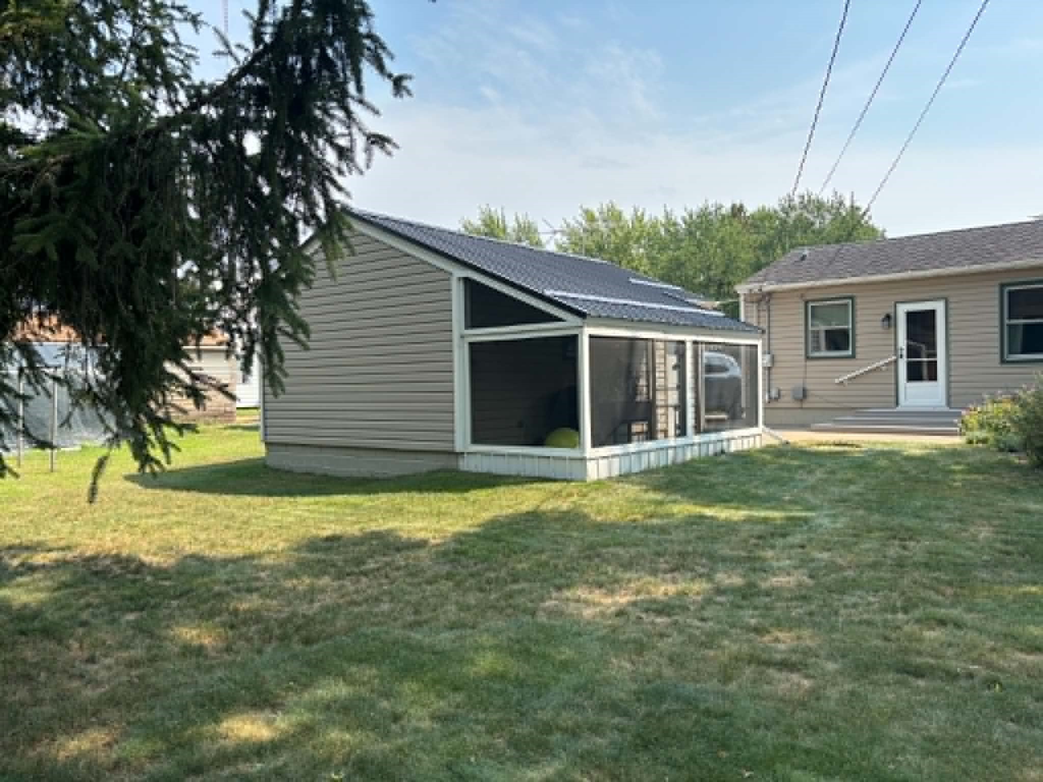 2120 Valmont Avenue Property Photo 3