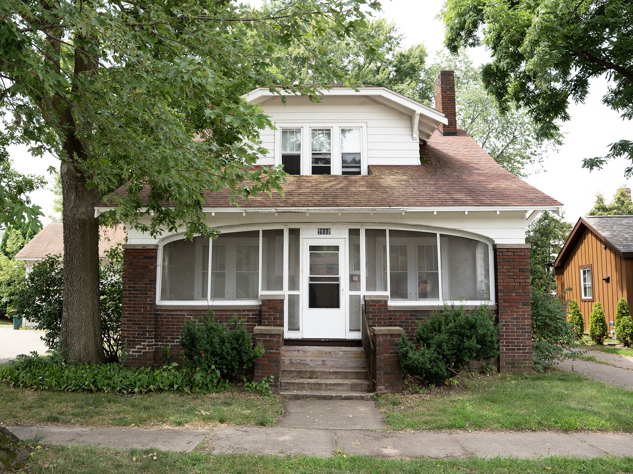 1112 S Barstow Street Property Photo 1