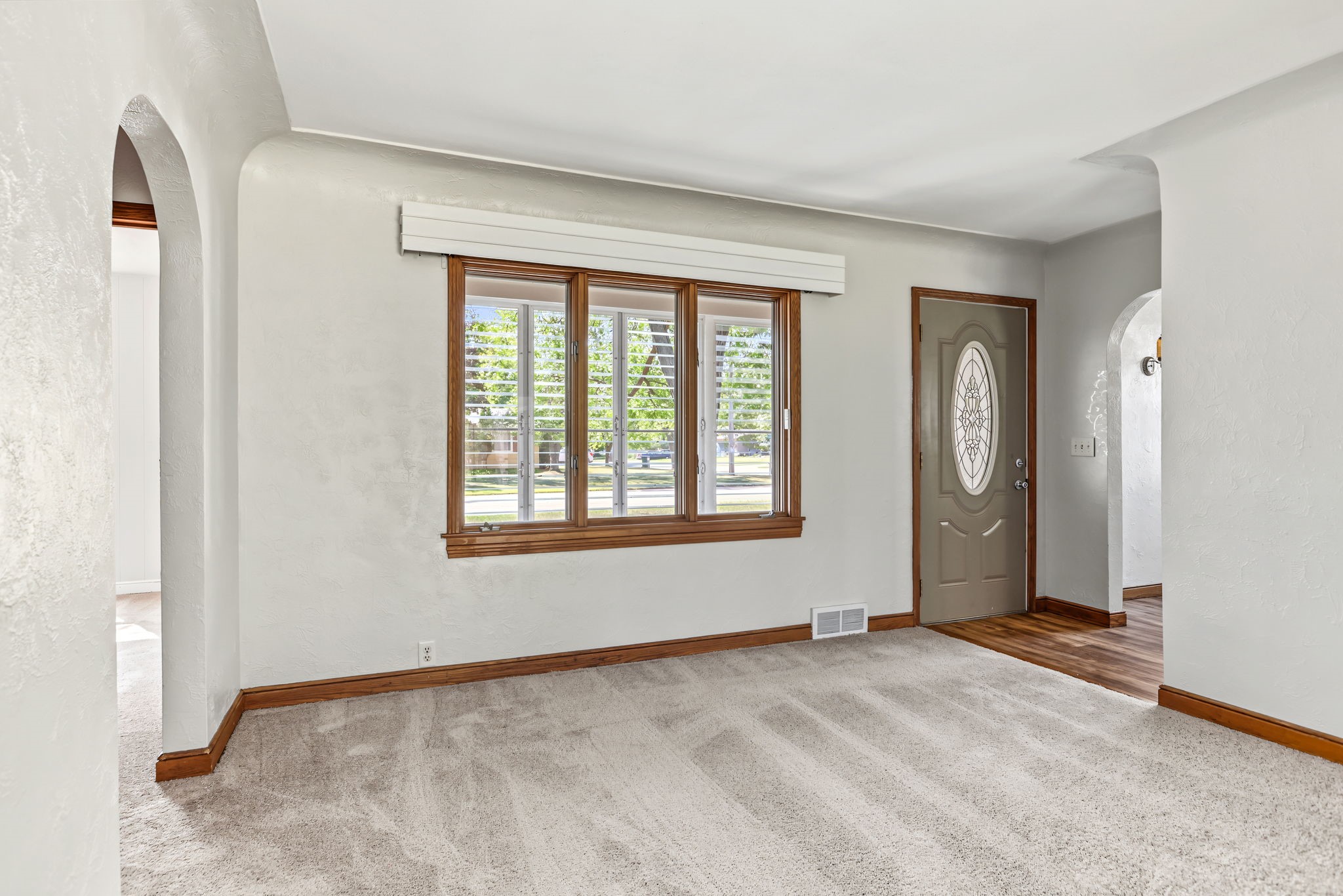 2404 Willis Avenue Property Photo 7