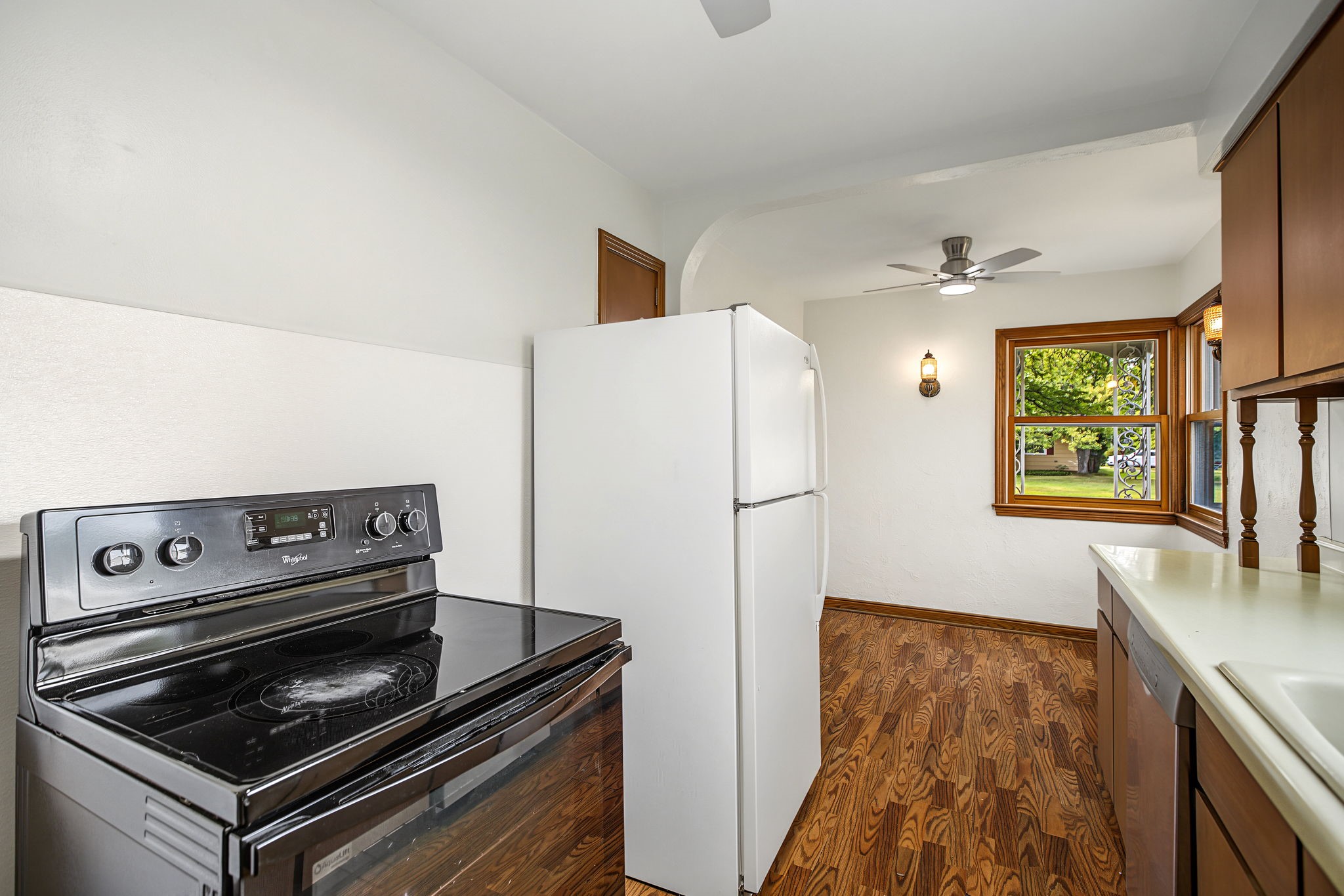 2404 Willis Avenue Property Photo 17