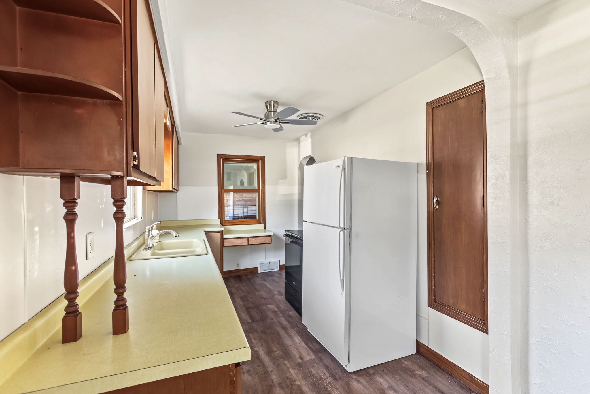 2404 Willis Avenue Property Photo 17