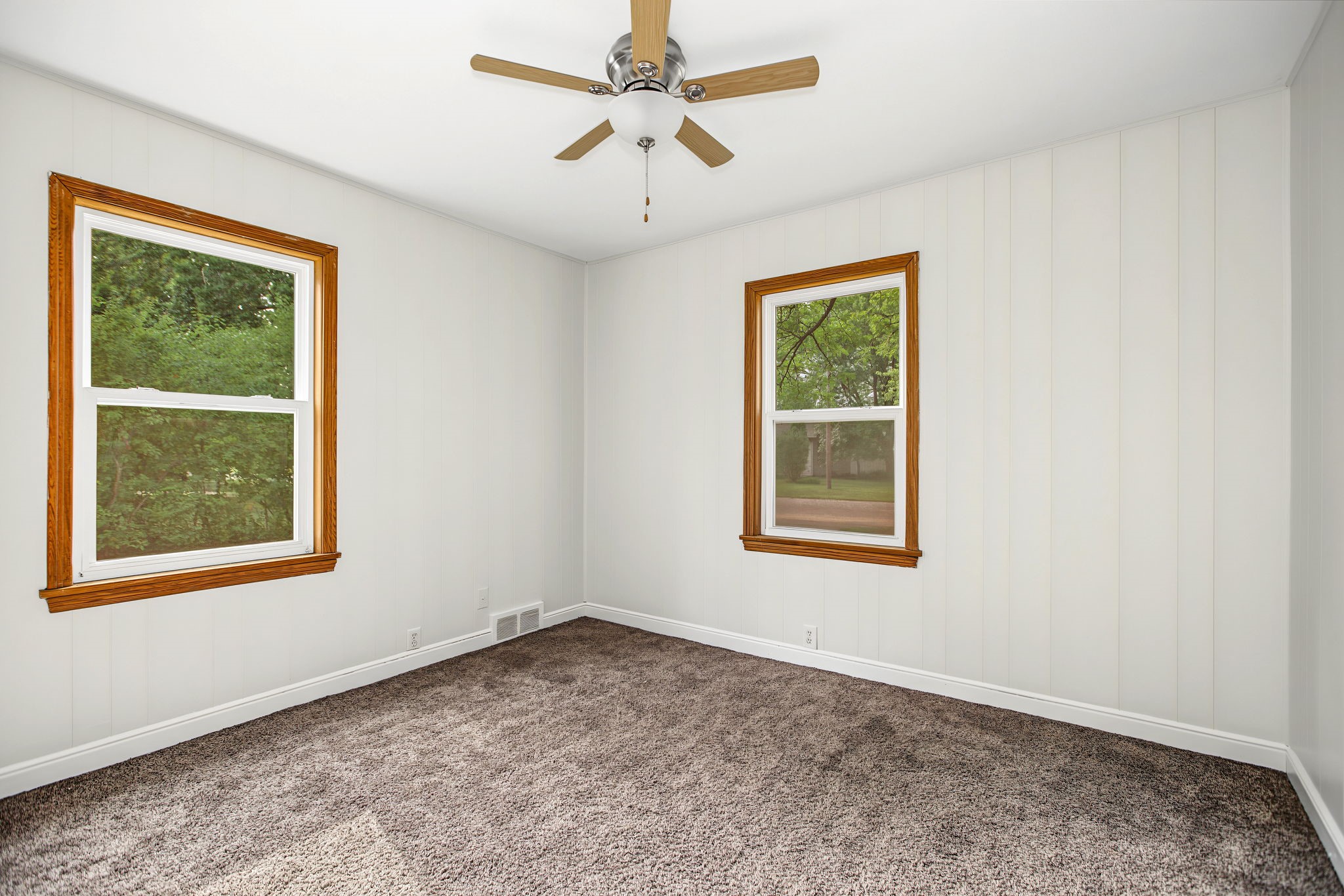 2404 Willis Avenue Property Photo 21