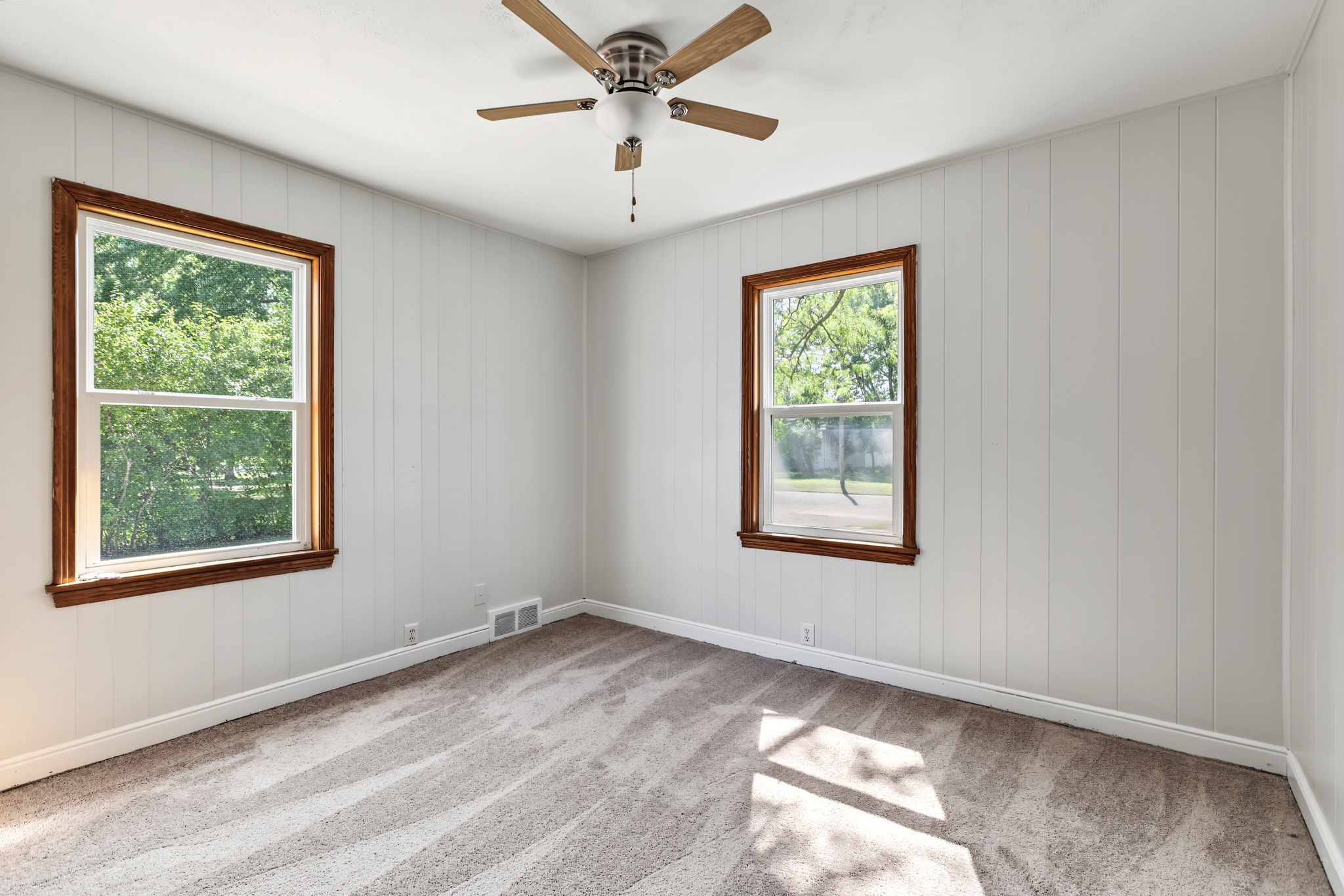 2404 Willis Avenue Property Photo 21
