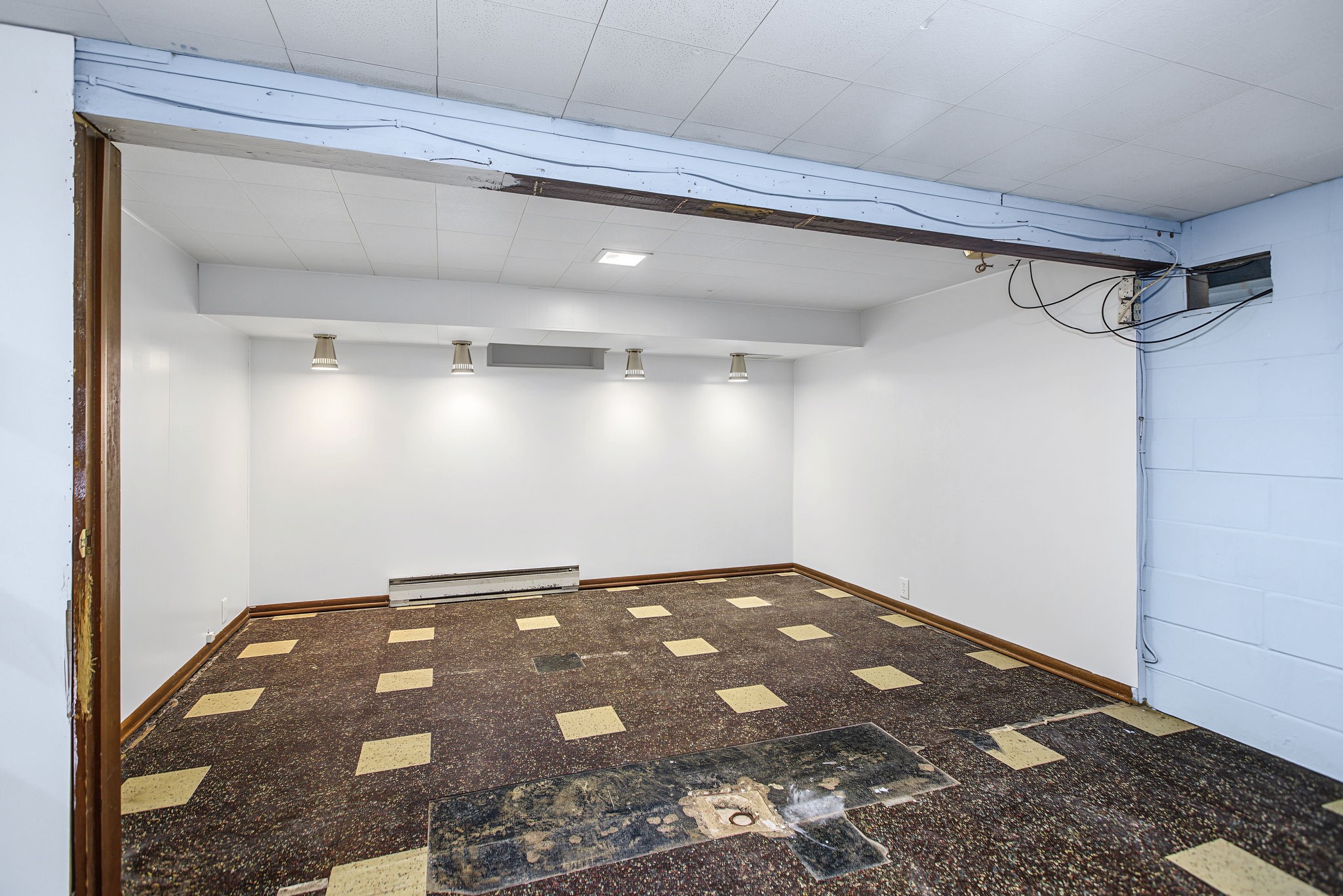 2404 Willis Avenue Property Photo 27
